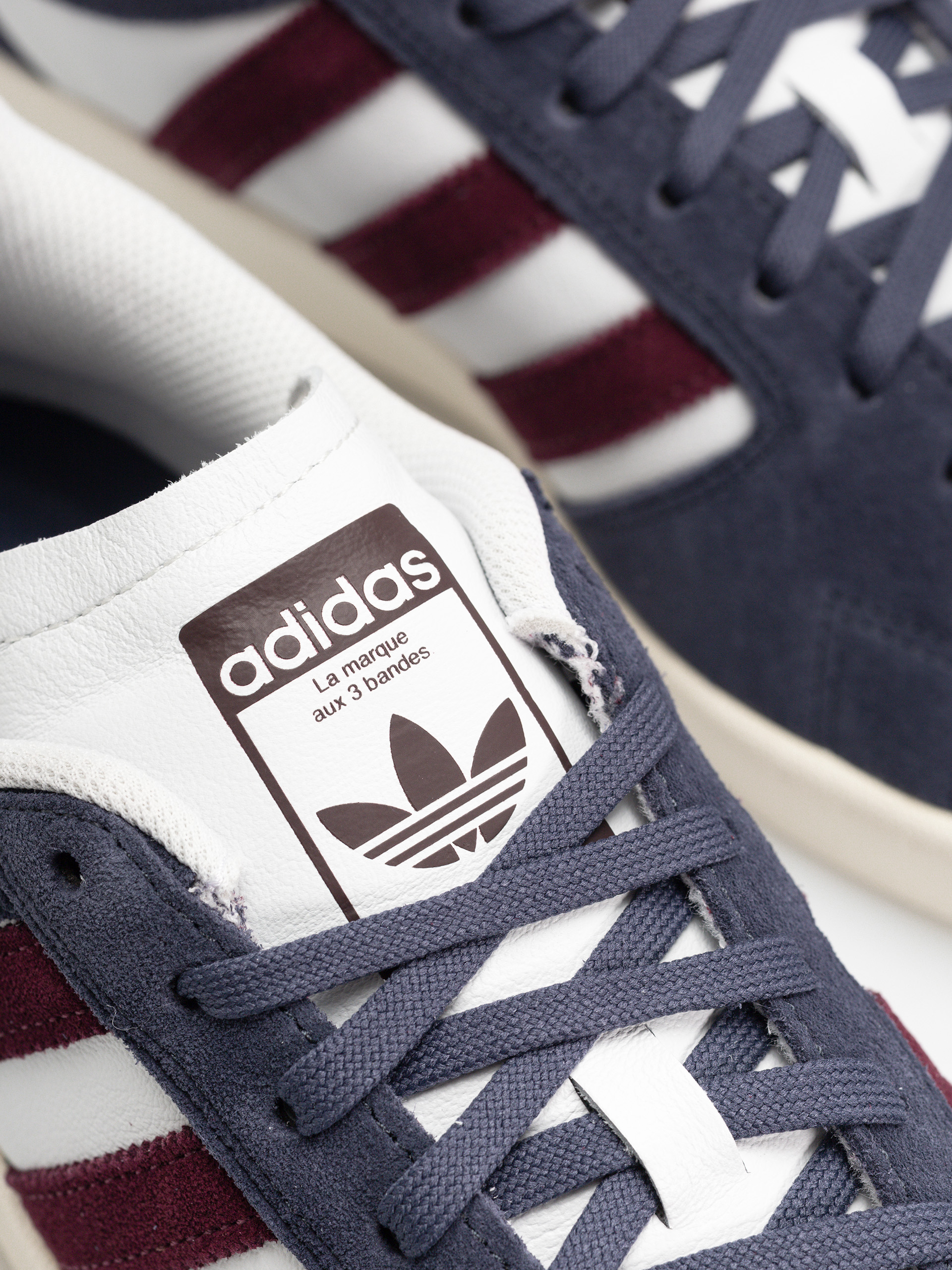 adidas Superskate Low Cipők (shanav/maroon/crywht)