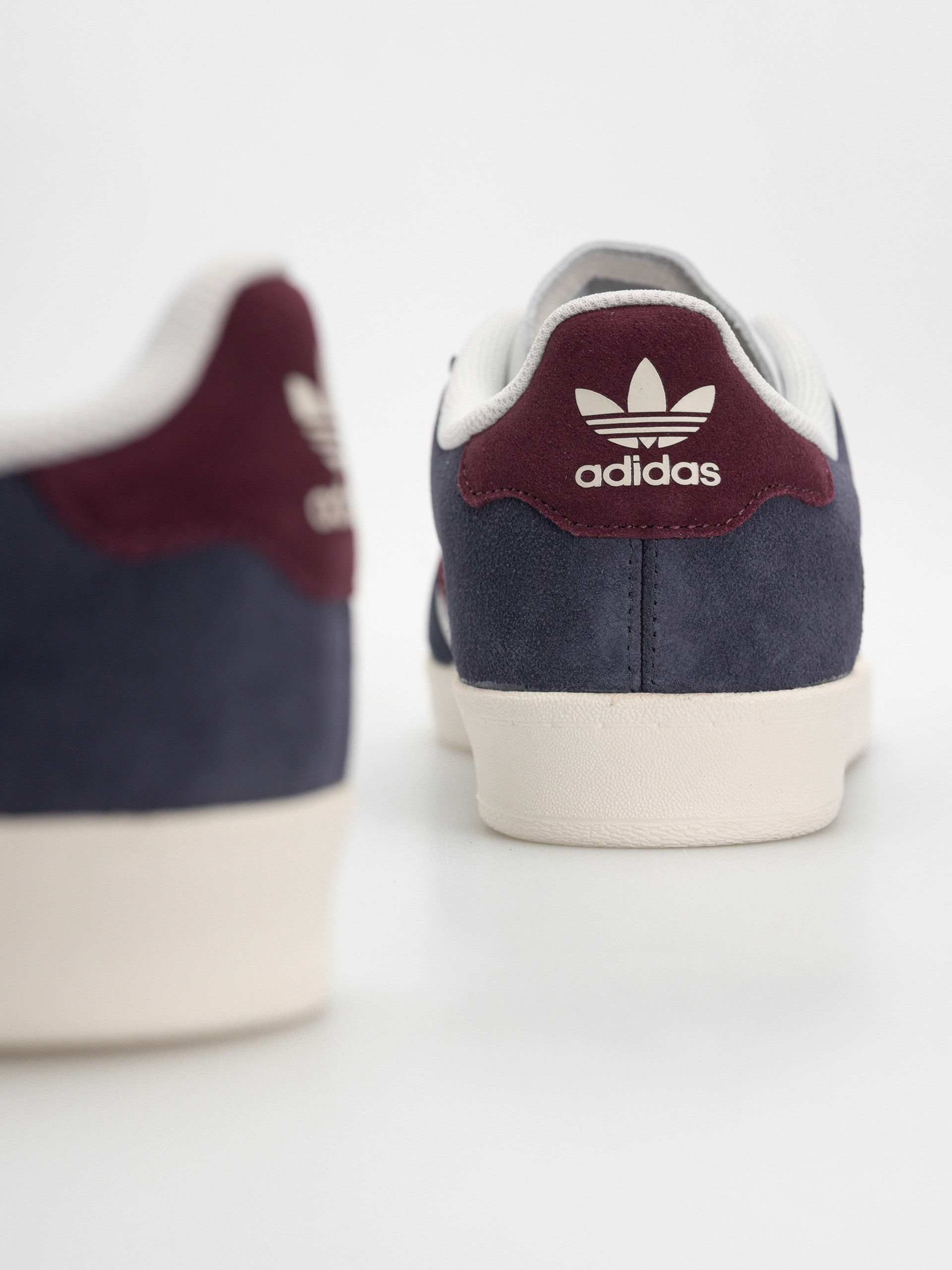 adidas Superskate Low Cipők (shanav/maroon/crywht)