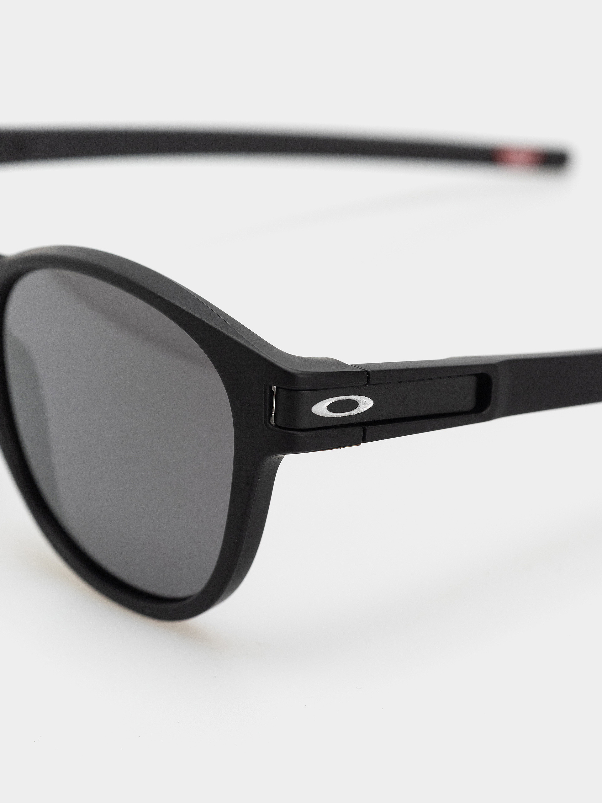 Napszemüvegek Oakley Latch (matte black/prizm black iridium)