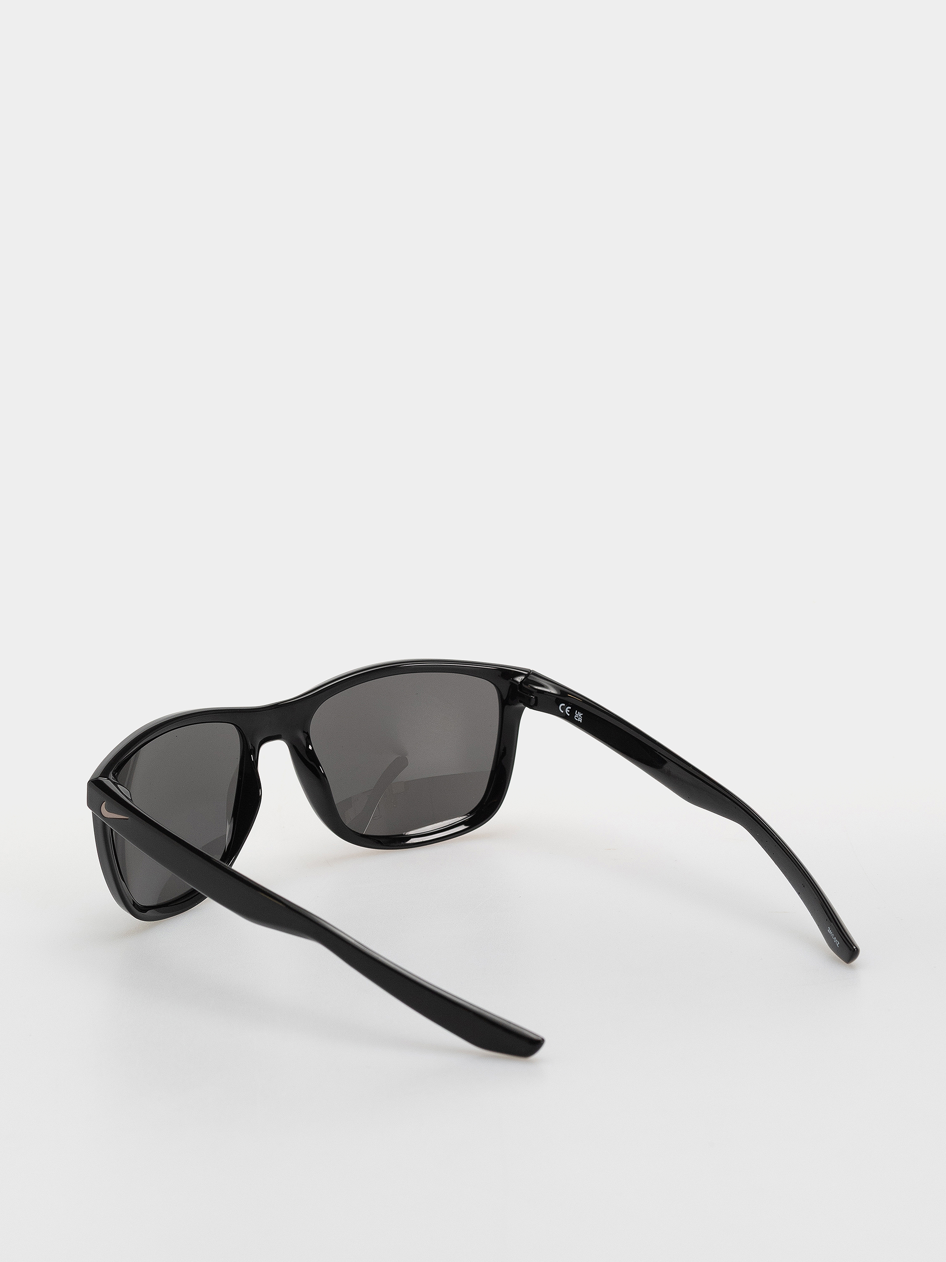 Napszemüvegek Nike SB Essential Endeavor (black/grey)