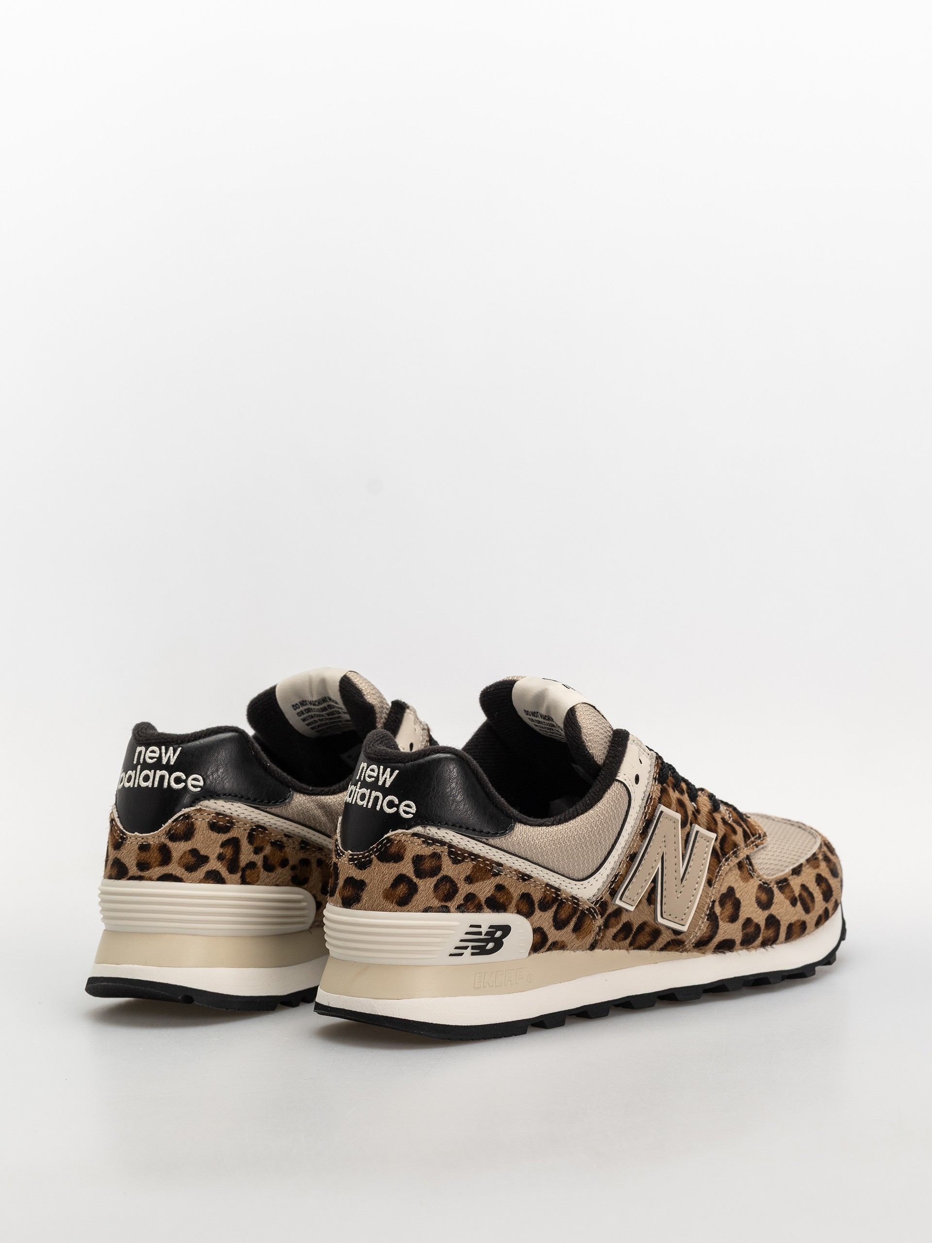 New Balance 574 Wmn Cipők (stoneware/linen/black)