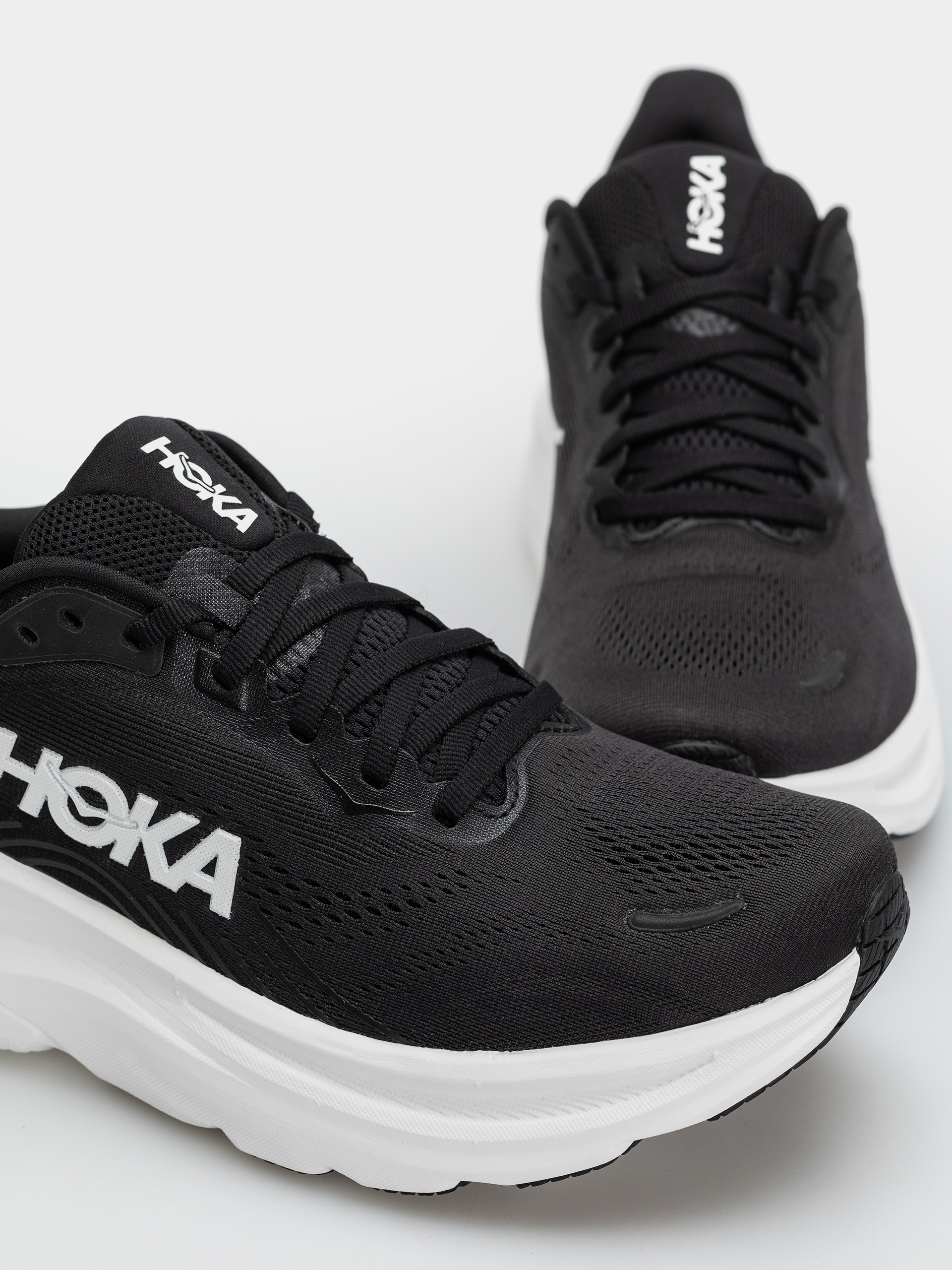 Hoka Clifton 11 Cipők (black/white)
