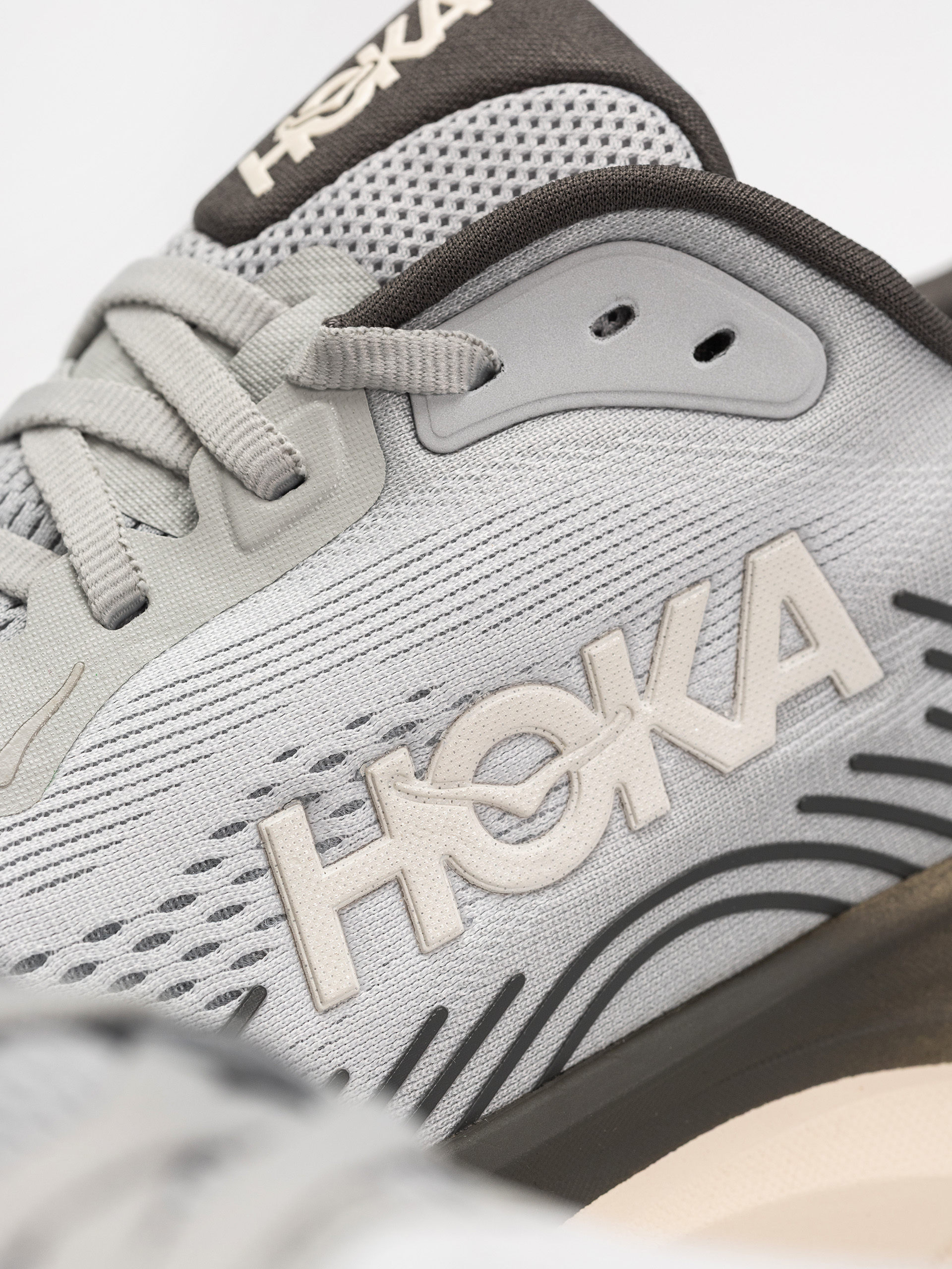 Hoka Clifton 11 Cipők (stardust/alabaster)