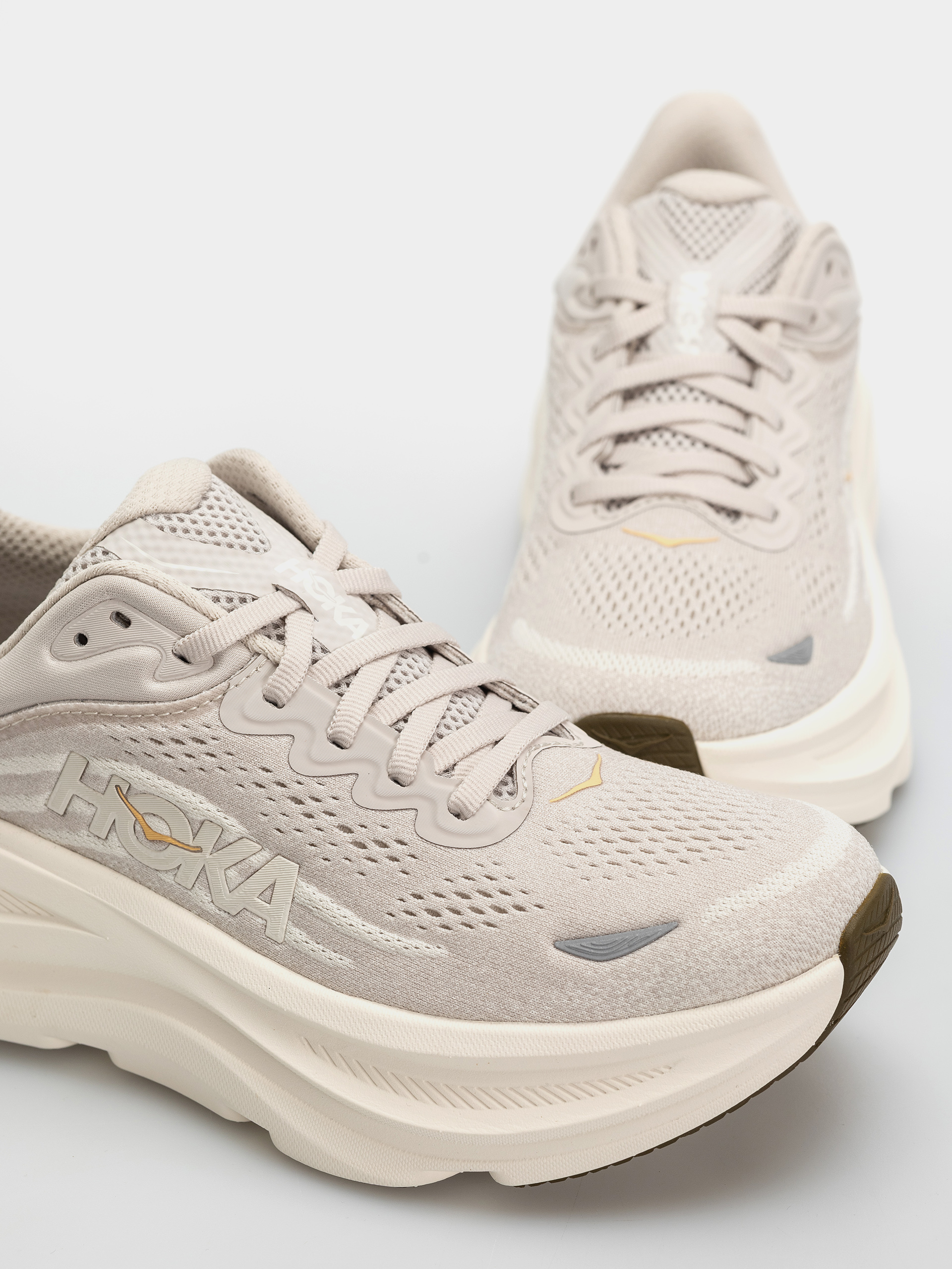Hoka Bondi 9 Cipők Wmn (river rock grey/alabaster)