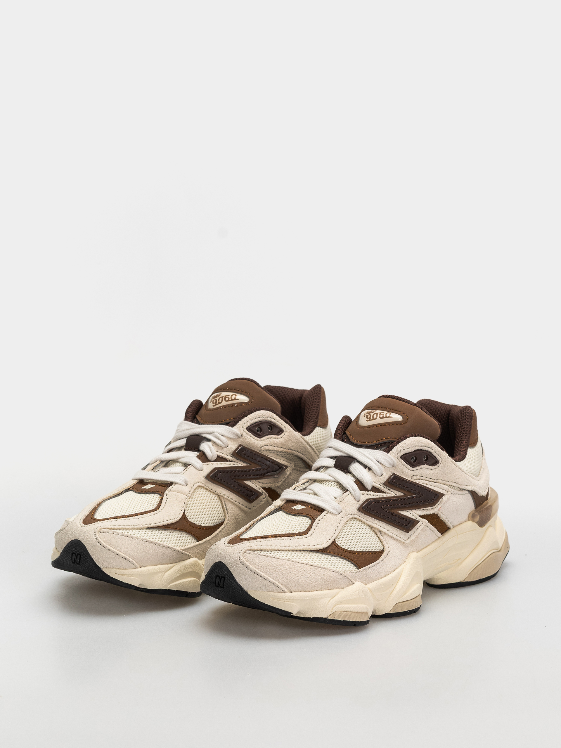 New Balance 9060 JR Cipők (breakfast tea/angora)