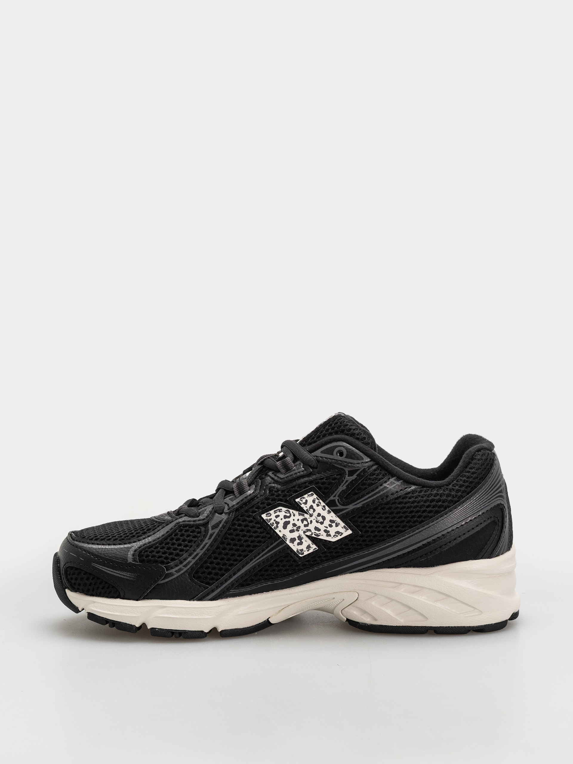 New Balance 740 Cipők (black/sea salt)