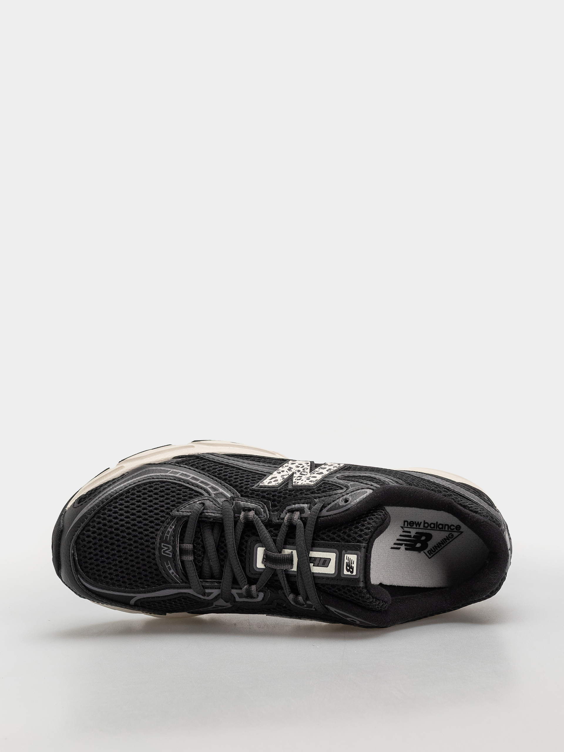 New Balance 740 Cipők (black/sea salt)