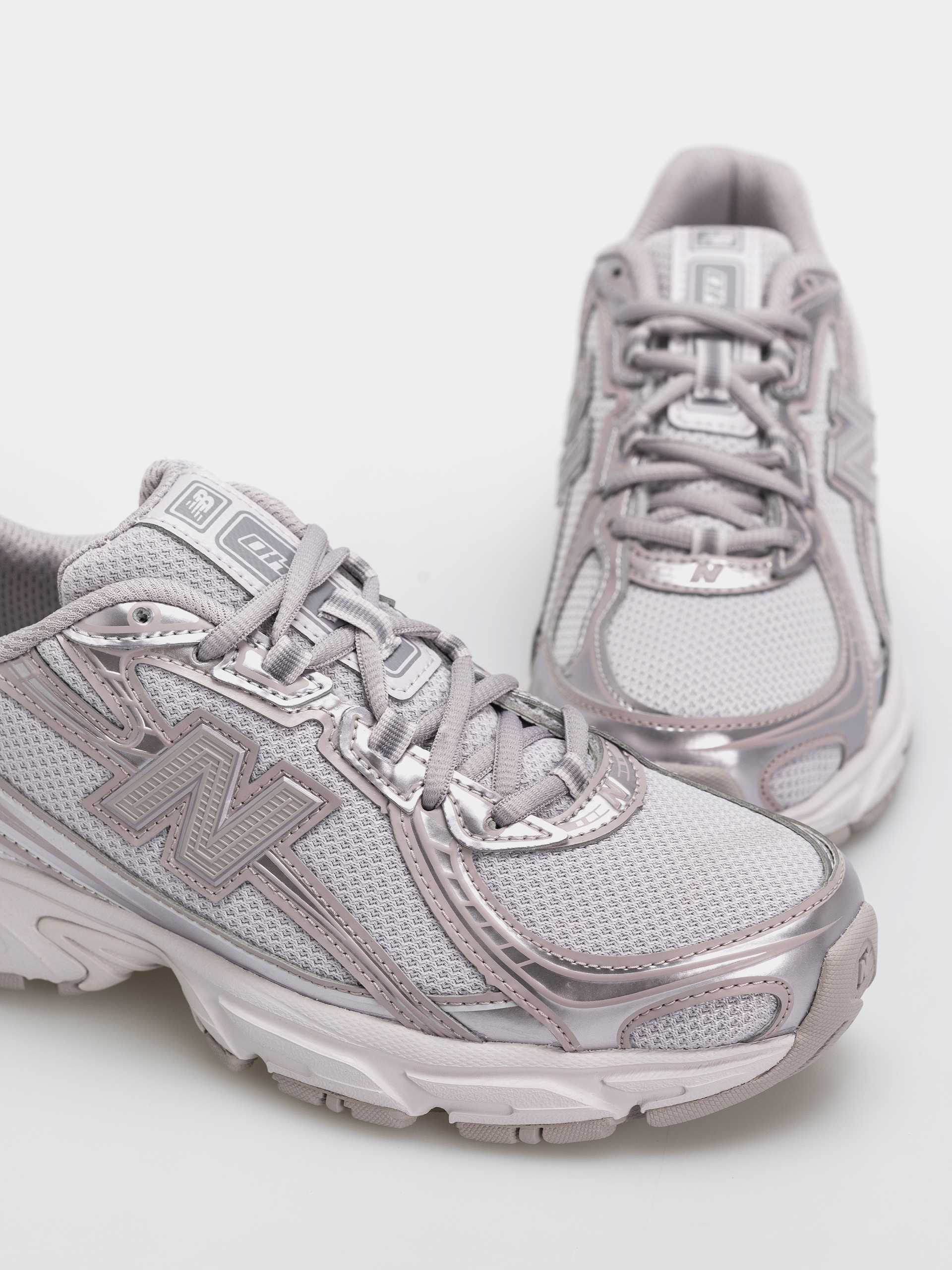 New Balance 740 Cipők (horizon grey/truffle metallic)