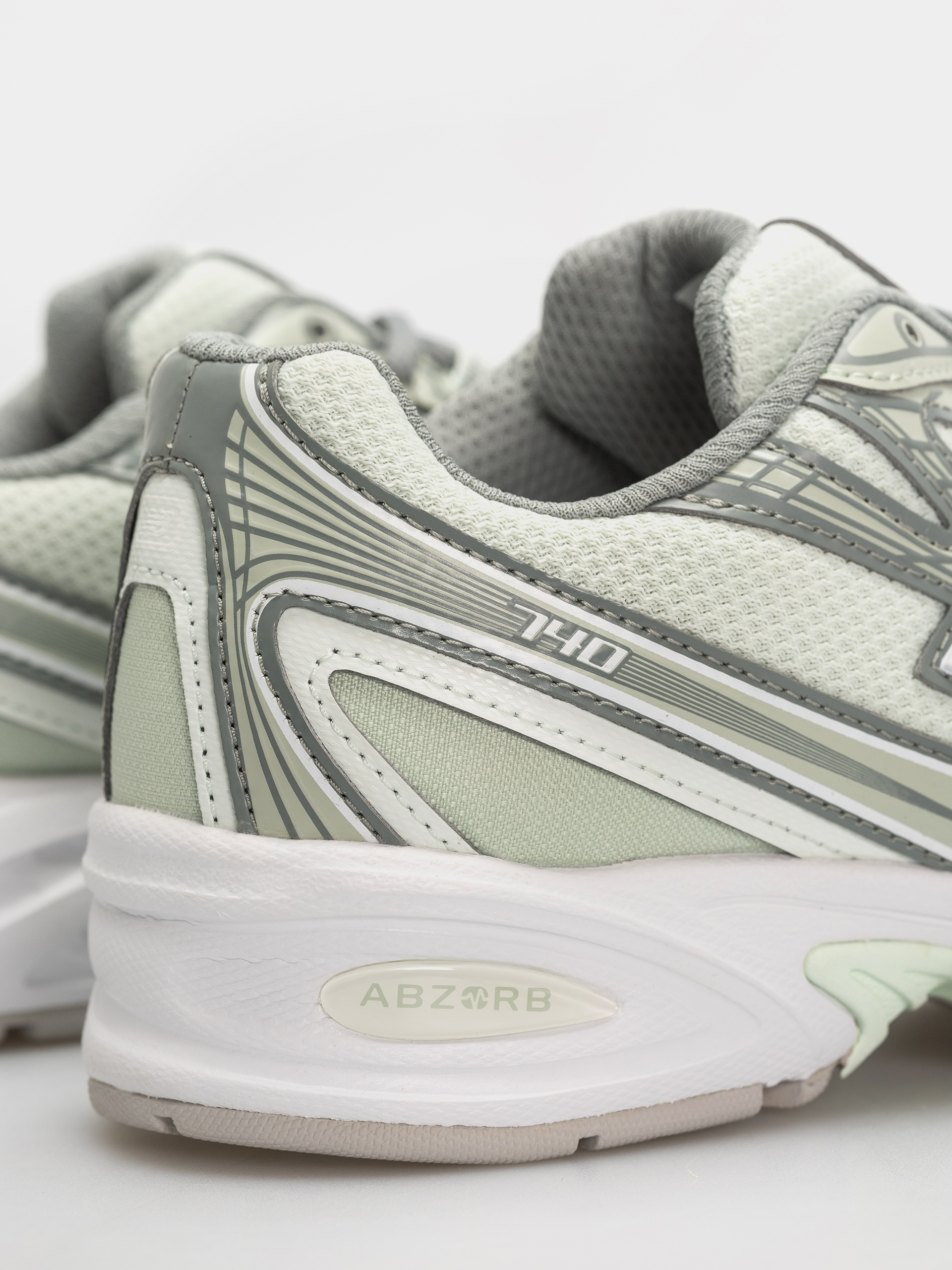 New Balance 740 Cipők (mint water/silver moss)