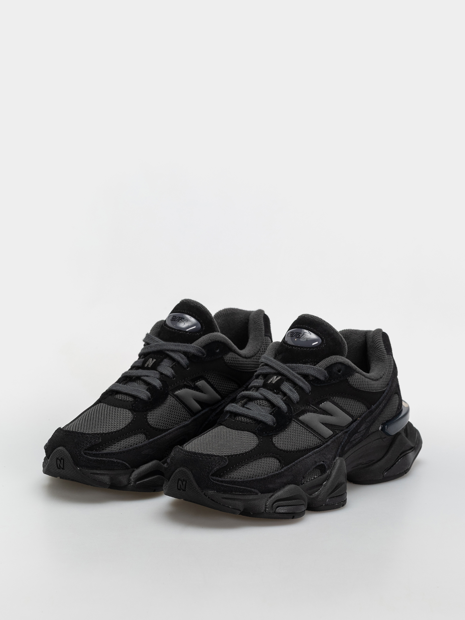 New Balance 9060 Cipők (black/blacktop)