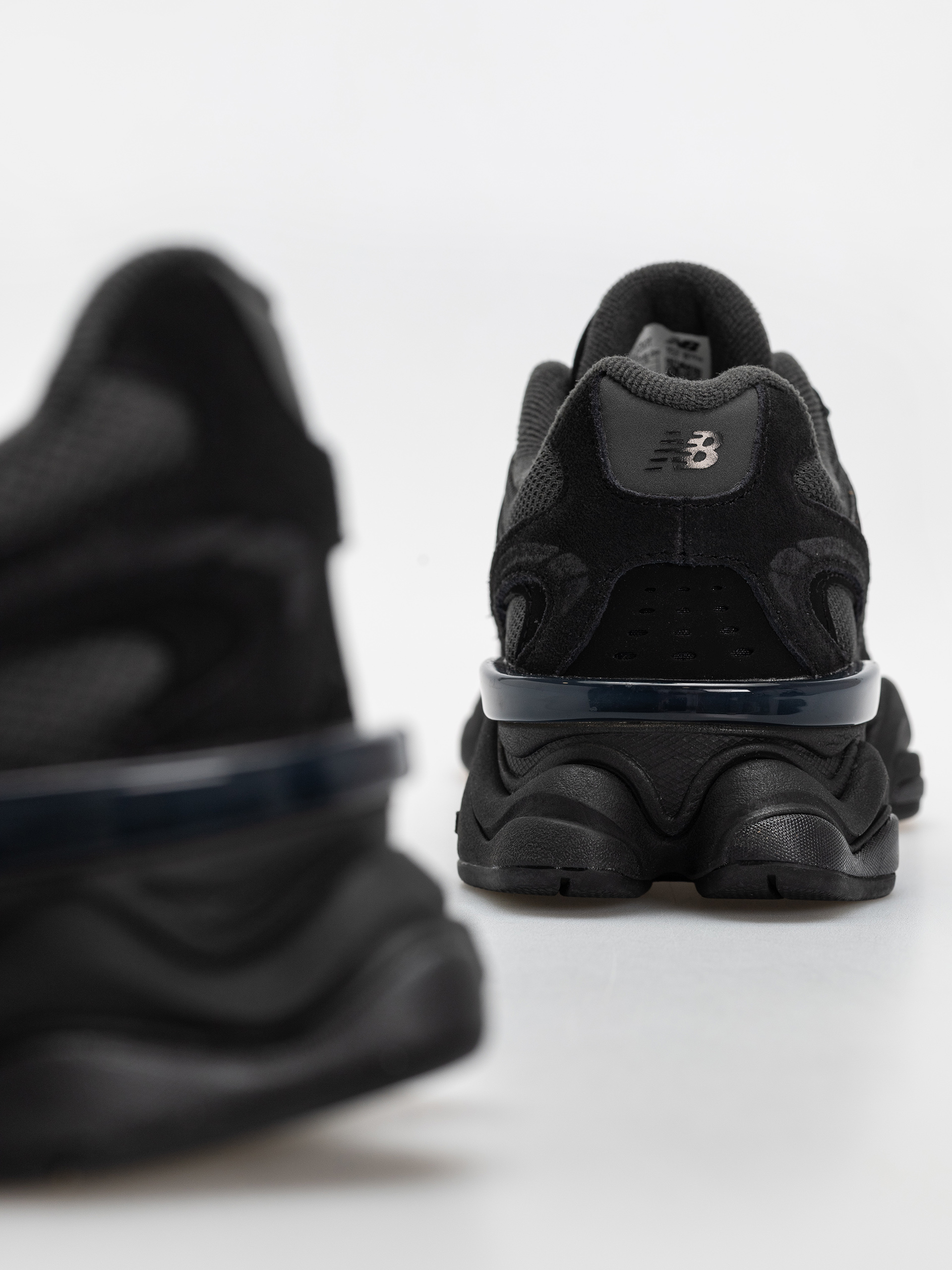 New Balance 9060 Cipők (black/blacktop)