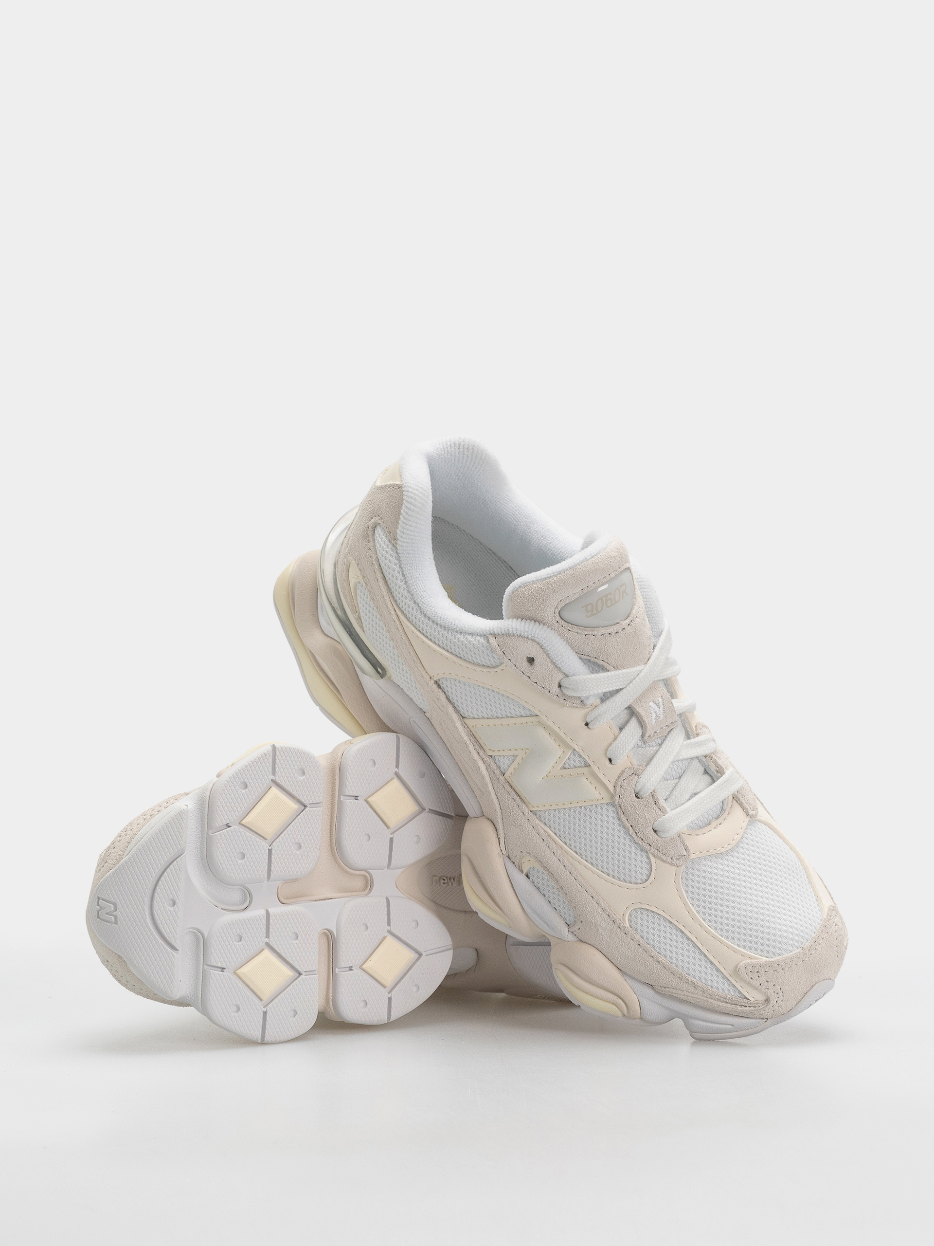 New Balance 9060 Cipők (angora/sea salt)