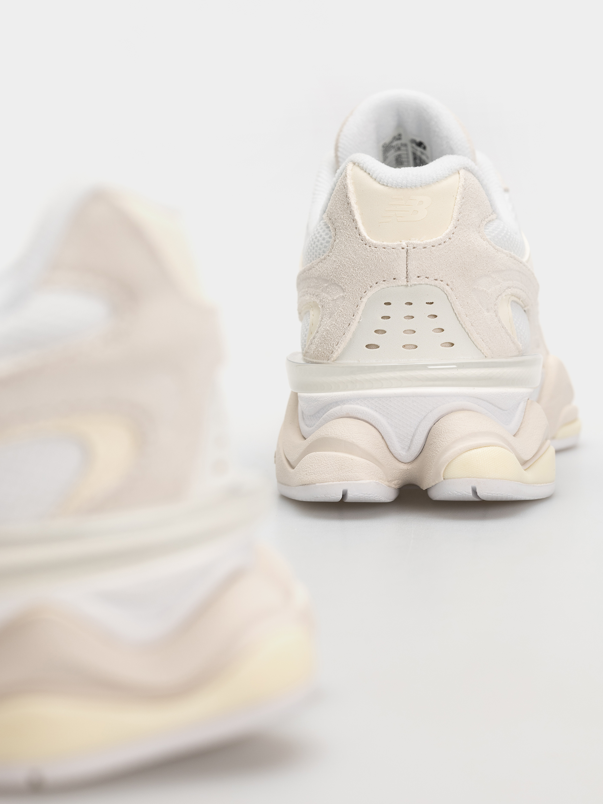 New Balance 9060 Cipők (angora/sea salt)