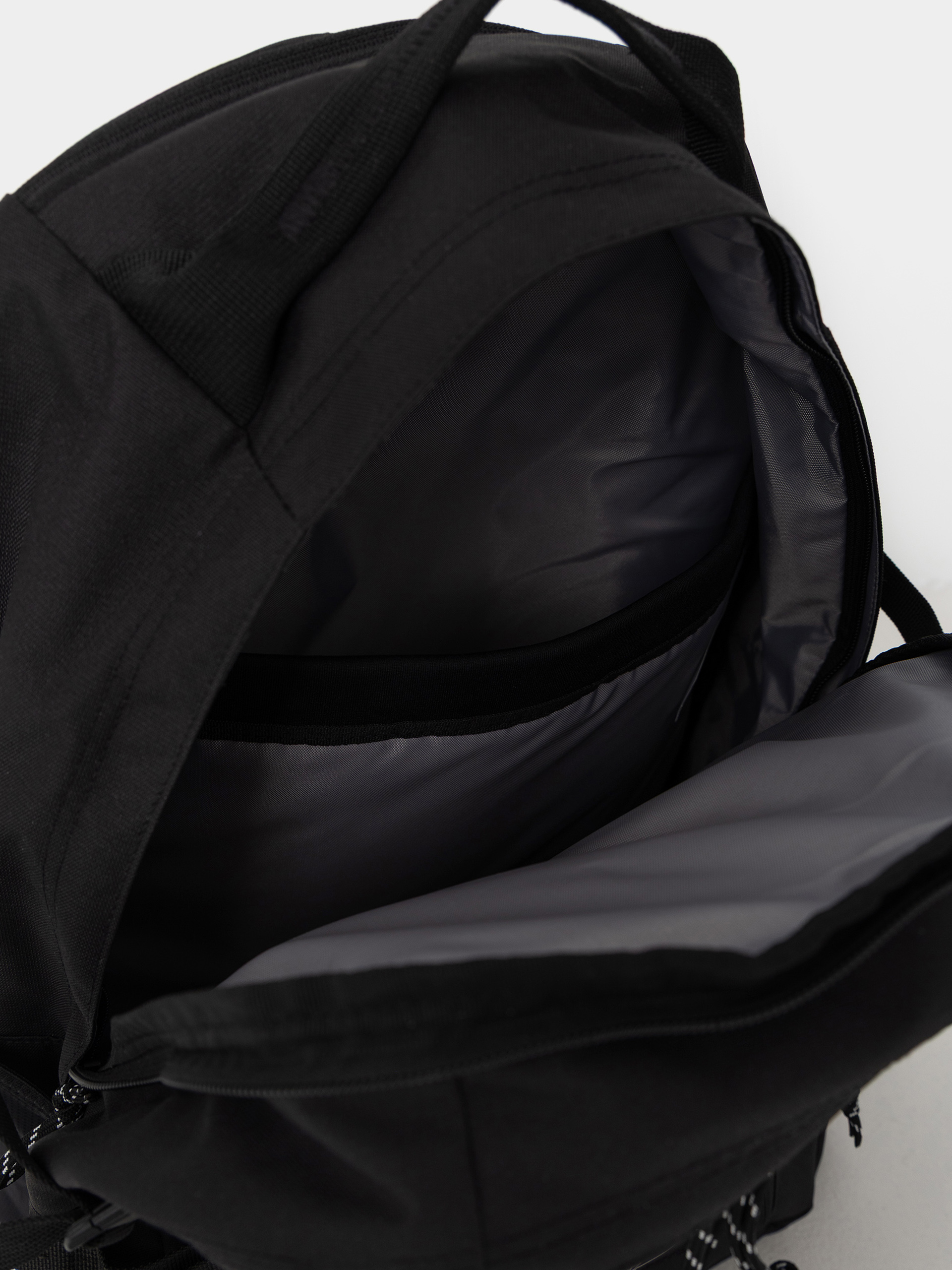 Hátizsák Eastpak Volker Pro (cs black pro)