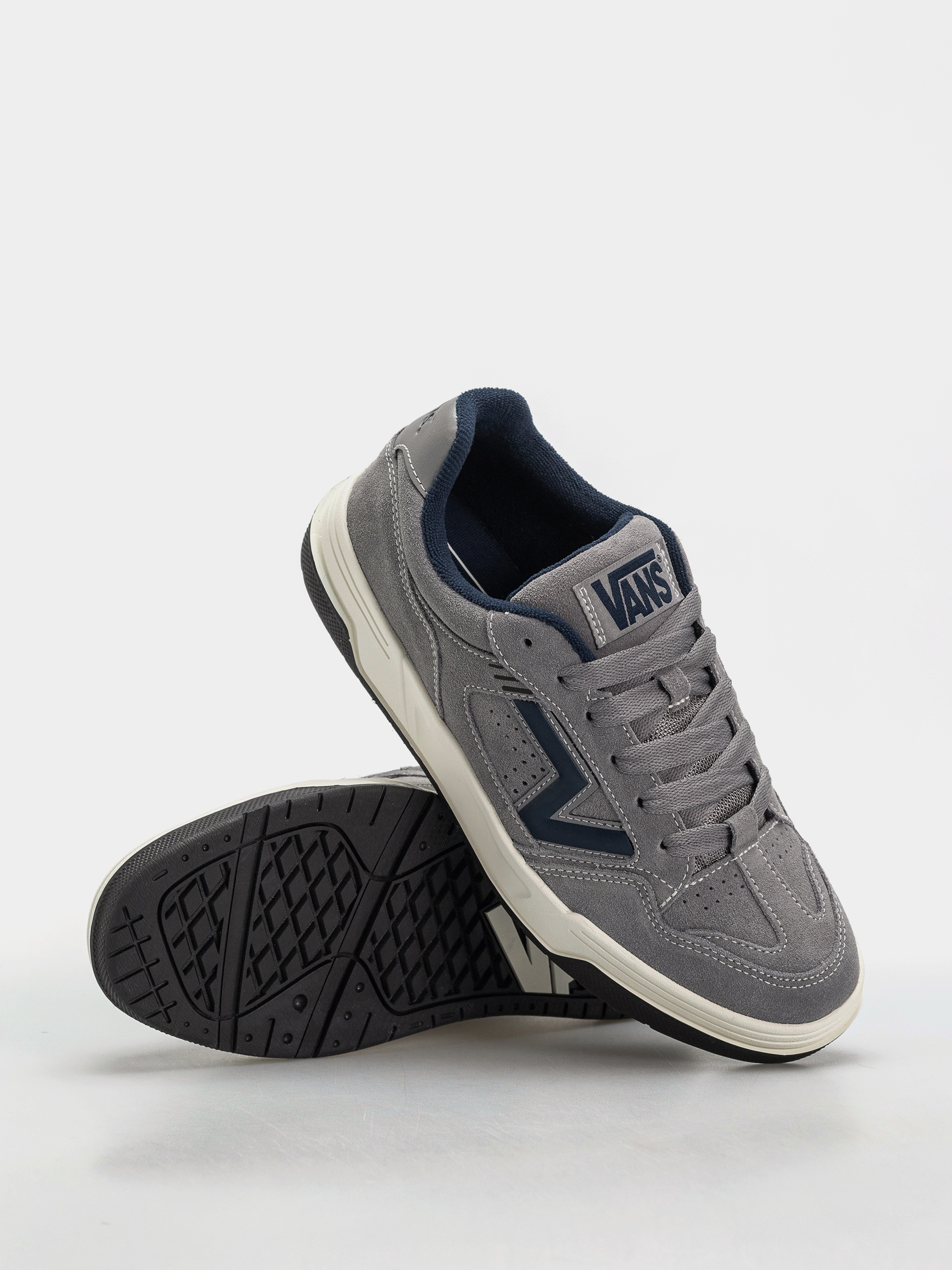 Vans Upland Cipők (gray/navy)