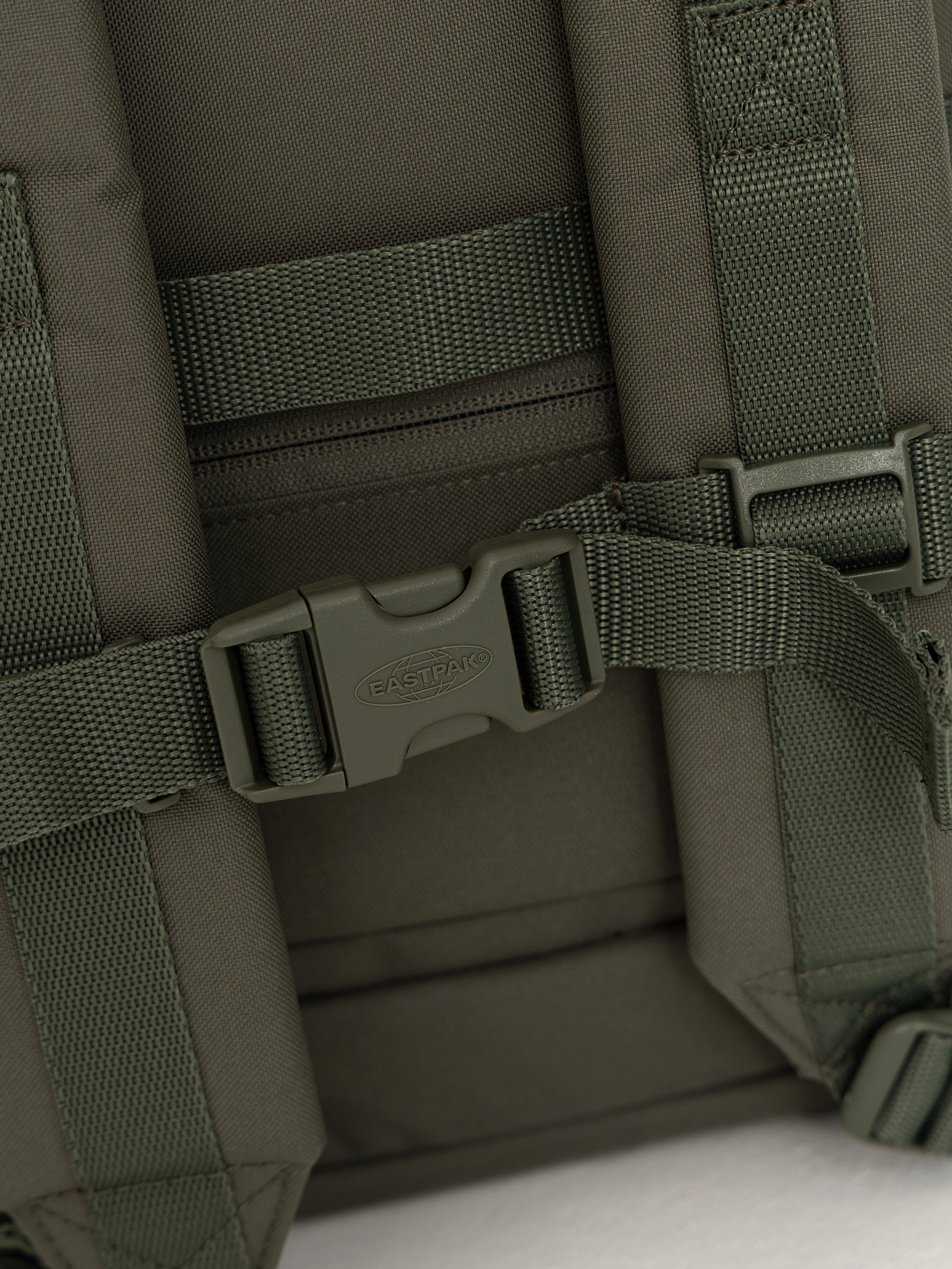Eastpak Everyday Pak'R Hátizsák (monotone khaki)