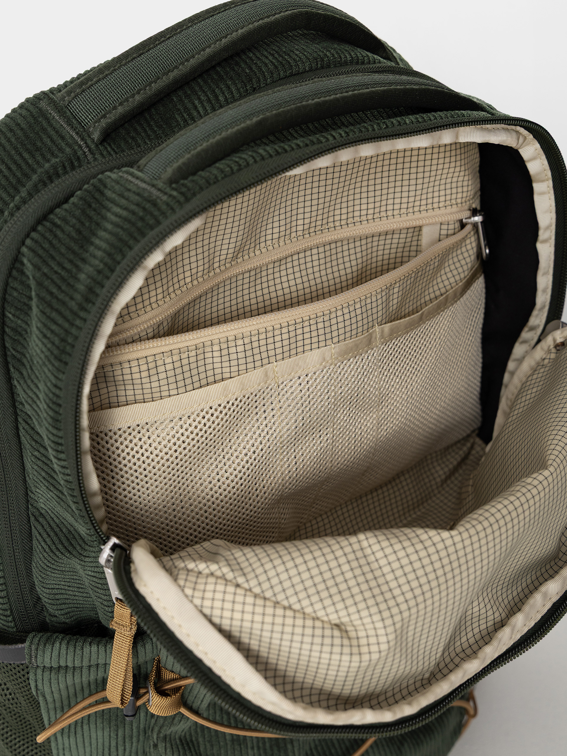 The North Face Jester Pro Hátizsák (bottle green/leather br)