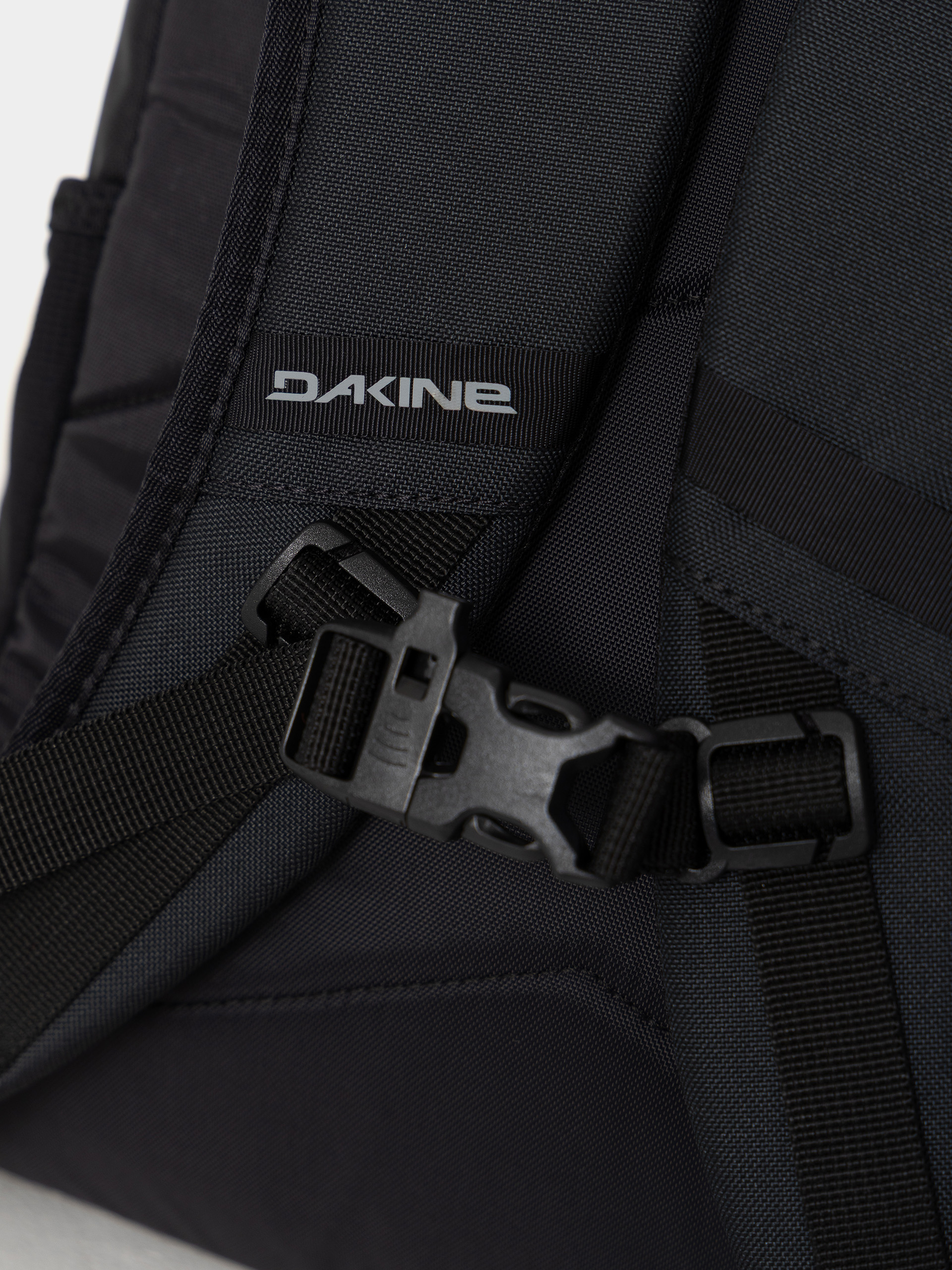 Hátizsák Dakine Grom 2.0 13L (black)