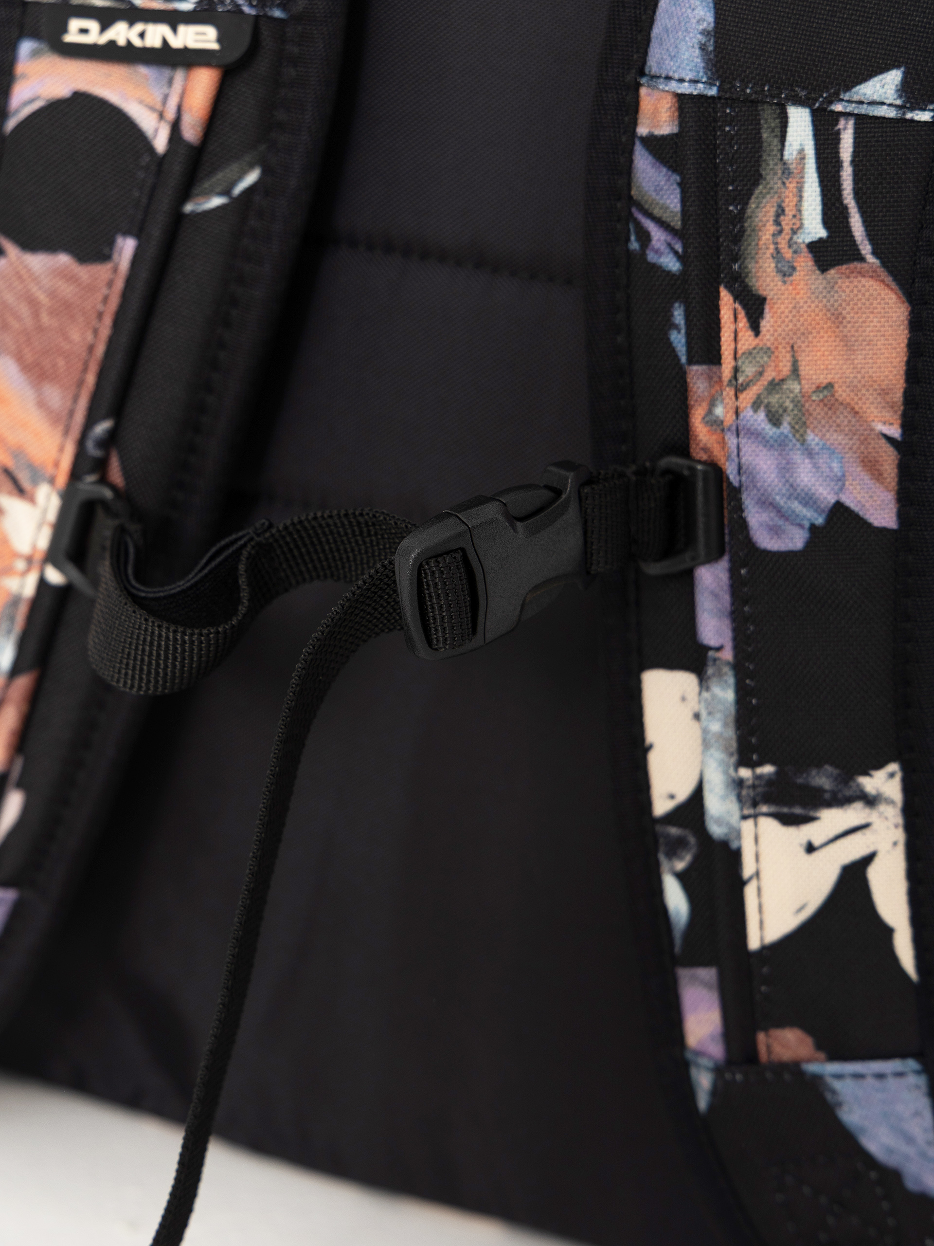 Dakine Campus 25L Hátizsák (dark ephemera)