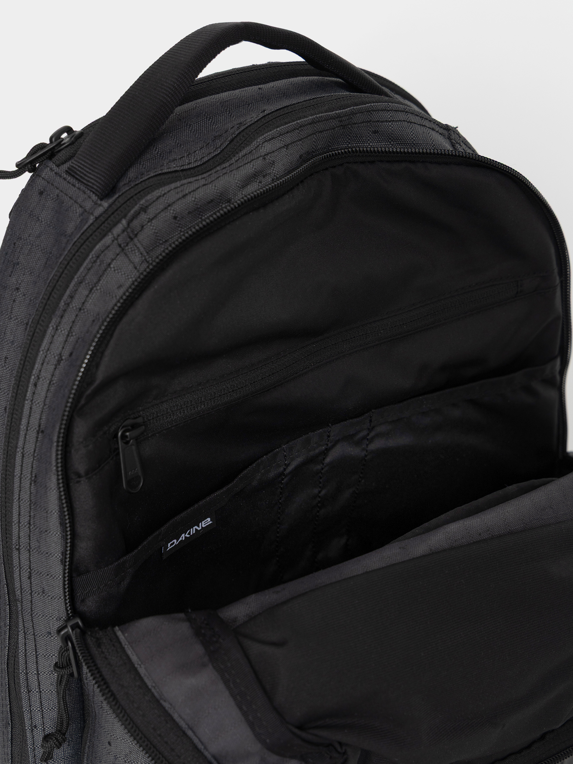 Dakine Campus 20 Year Anniversary 28L Hátizsák (black)
