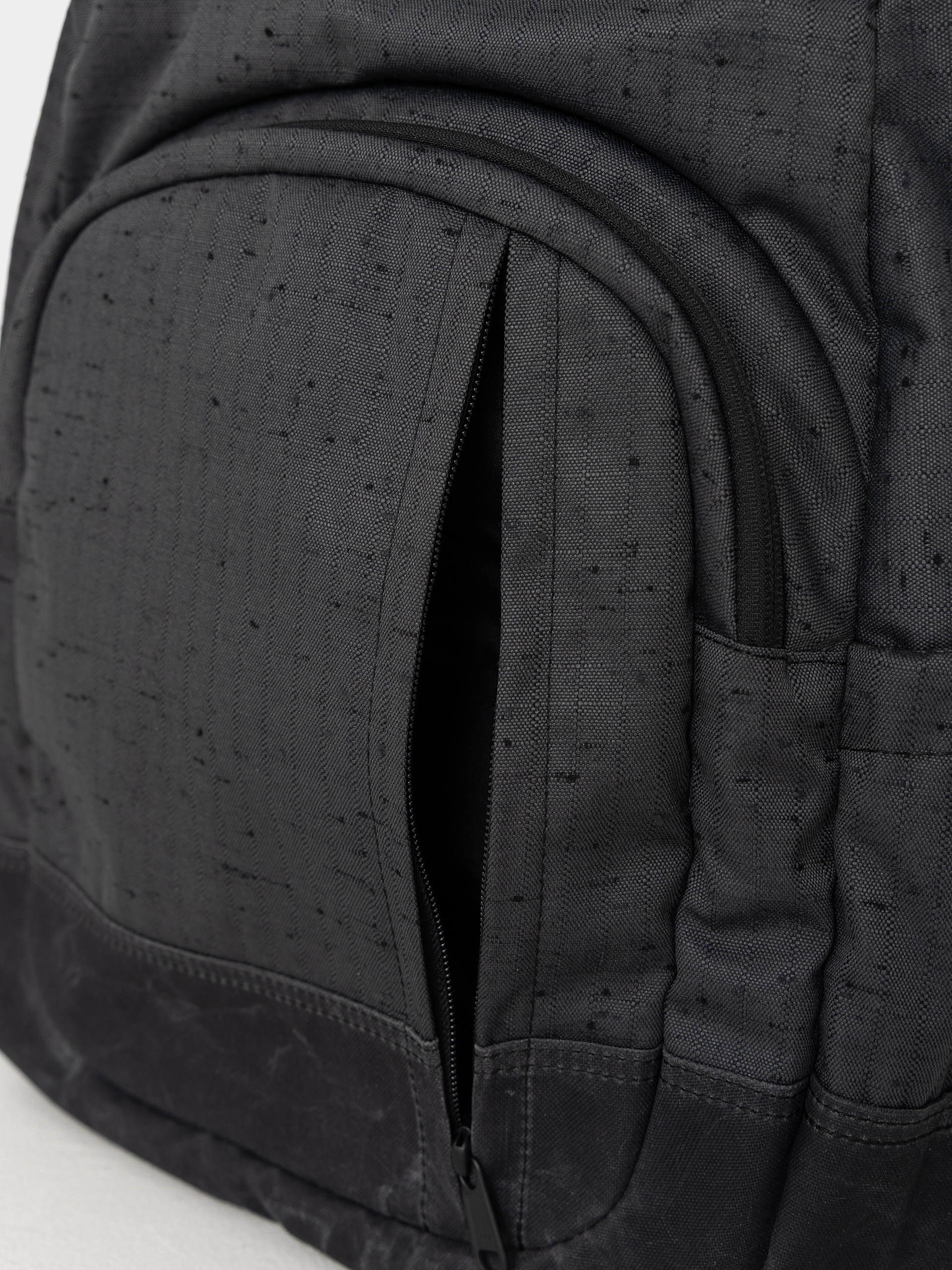 Dakine Campus 20 Year Anniversary 28L Hátizsák (black)