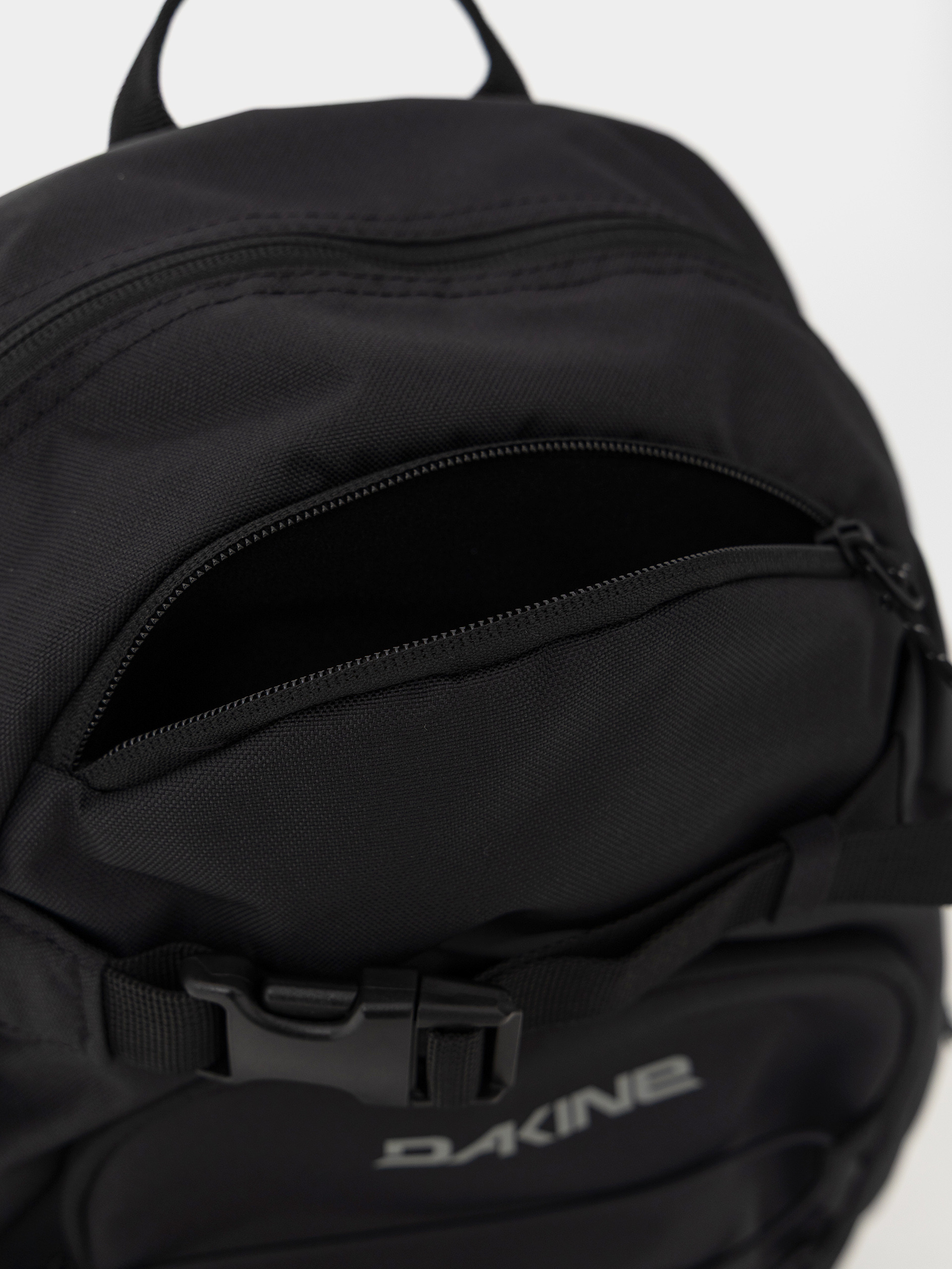 Dakine Grom 23L Hátizsák (black)