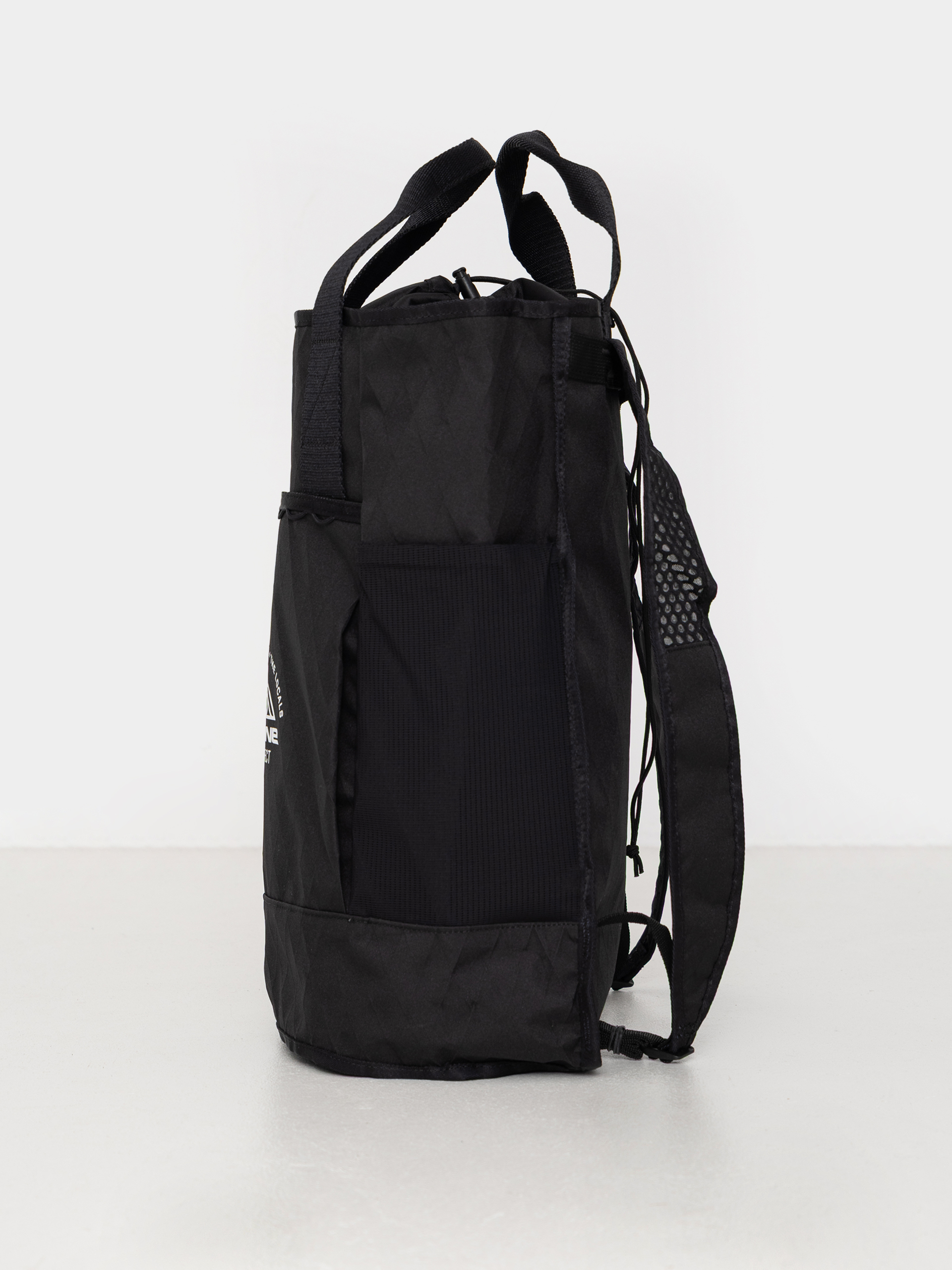 Dakine Renovation Lt 22L Hátizsák (black)