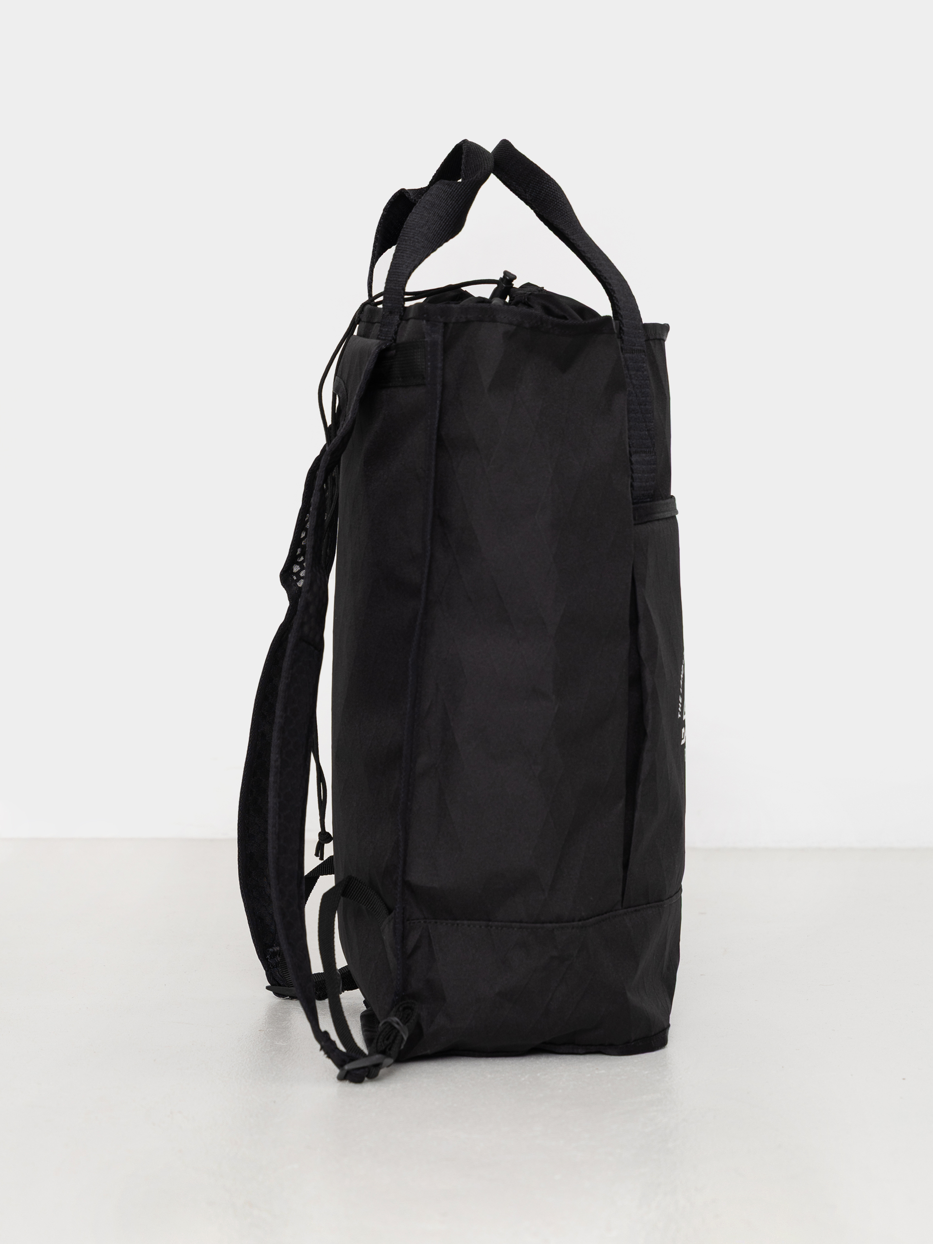 Dakine Renovation Lt 22L Hátizsák (black)