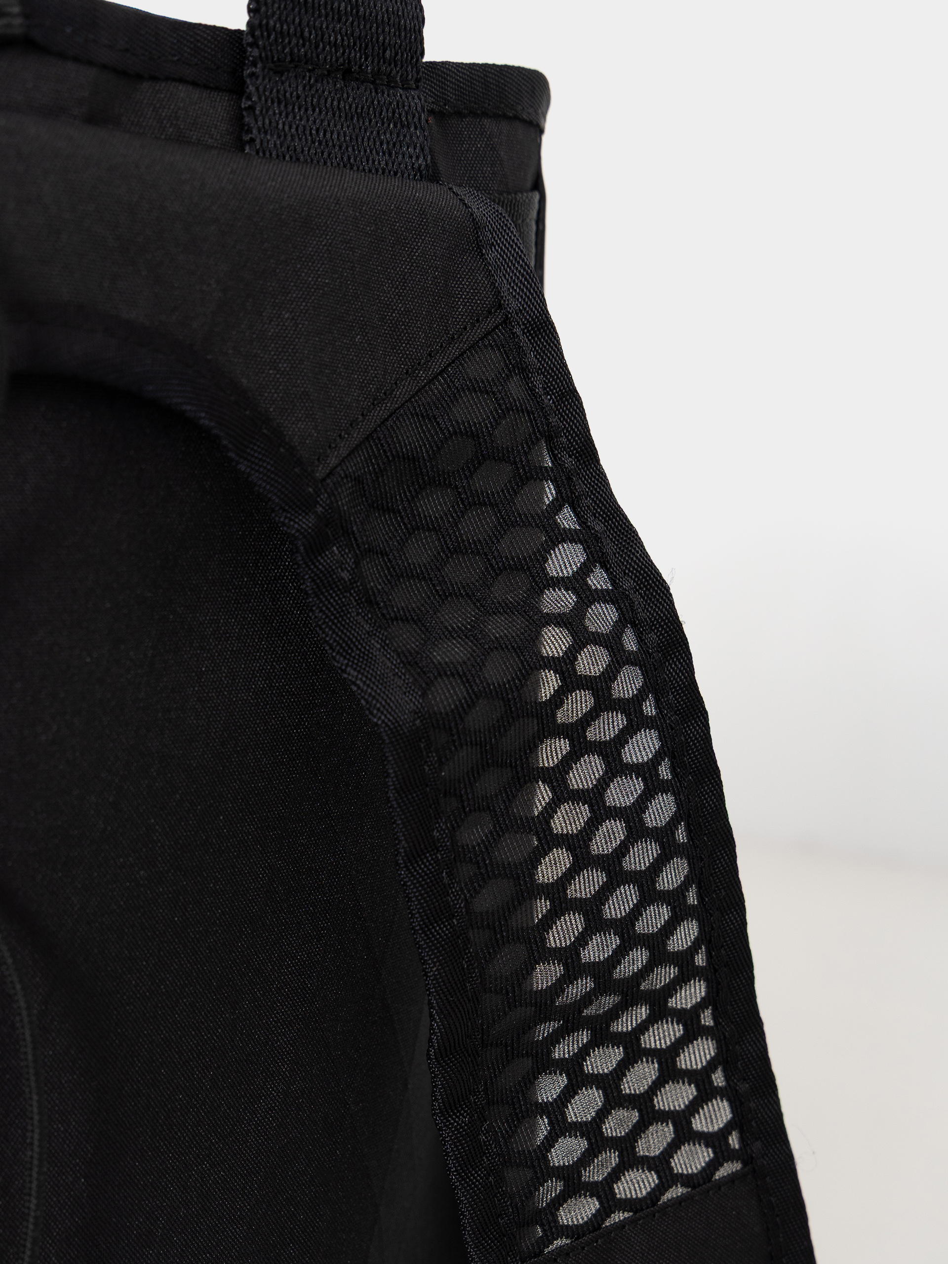 Dakine Renovation Lt 22L Hátizsák (black)