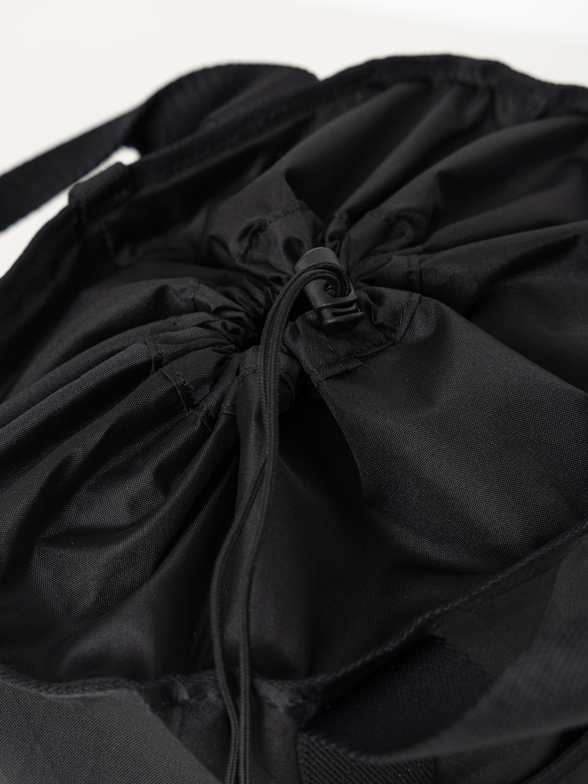 Dakine Renovation Lt 22L Hátizsák (black)