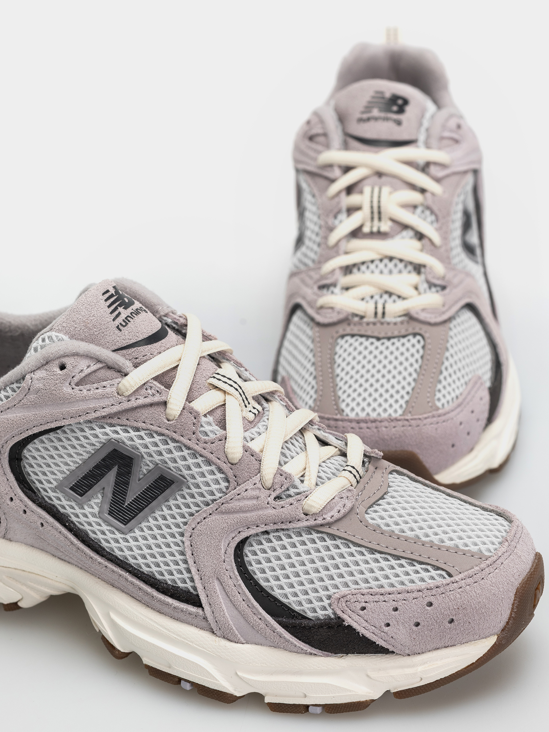 New Balance 530 Cipők (grey matter/truffle salt/black cement)
