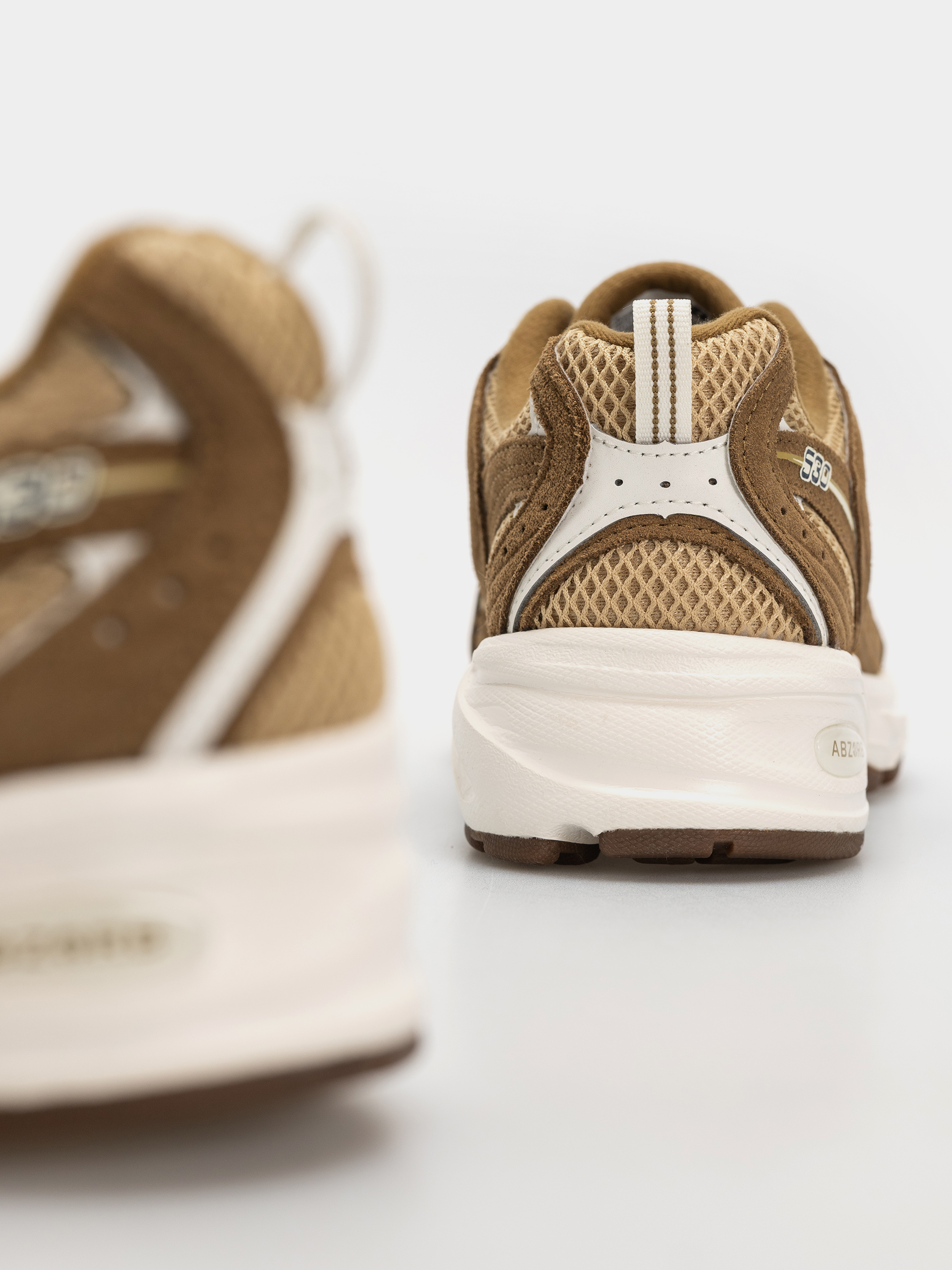 New Balance 530 Cipők (bark/quicksand/nb navy)