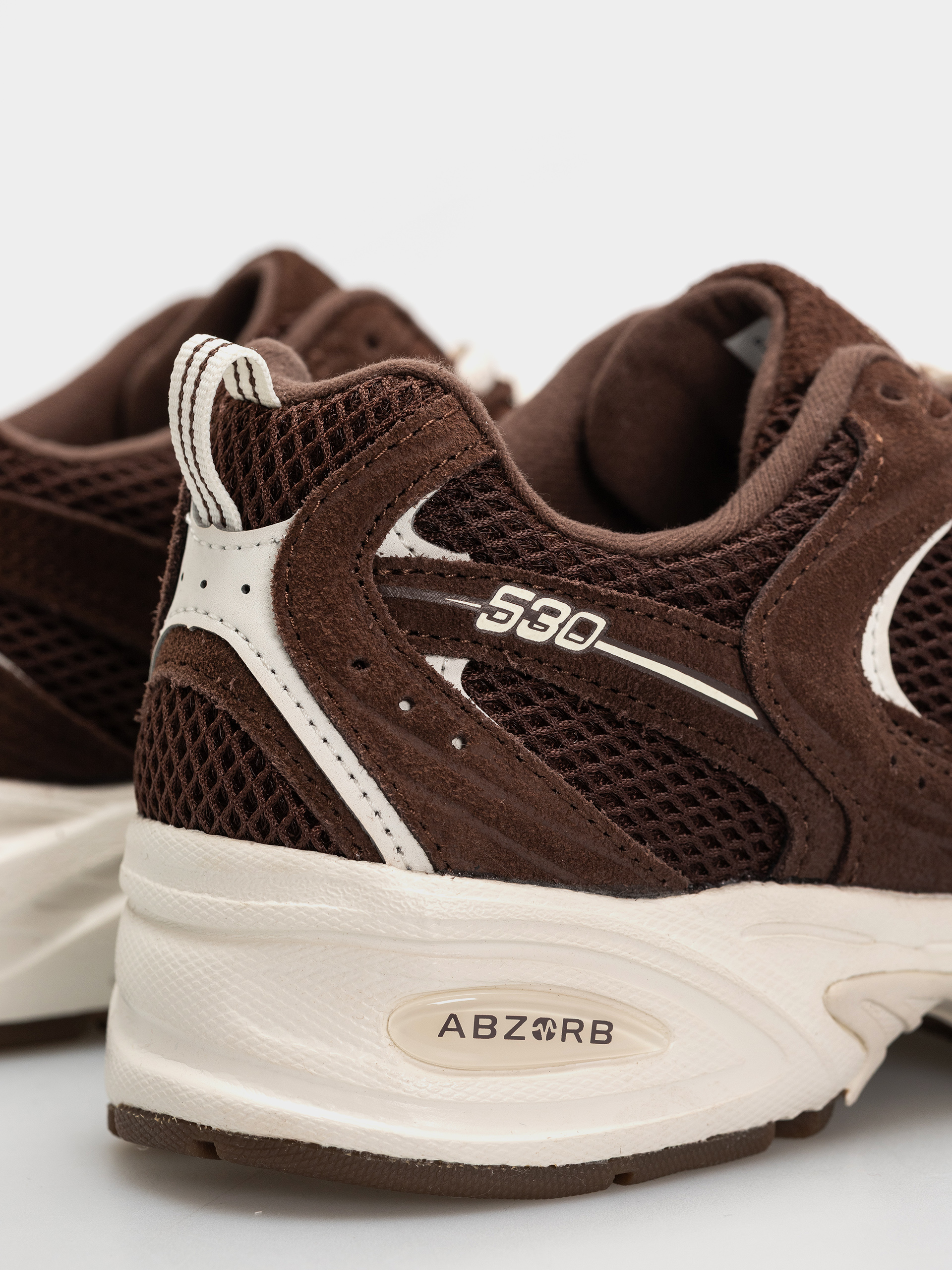 New Balance 530 Cipők (pumpernickel/sea salt)