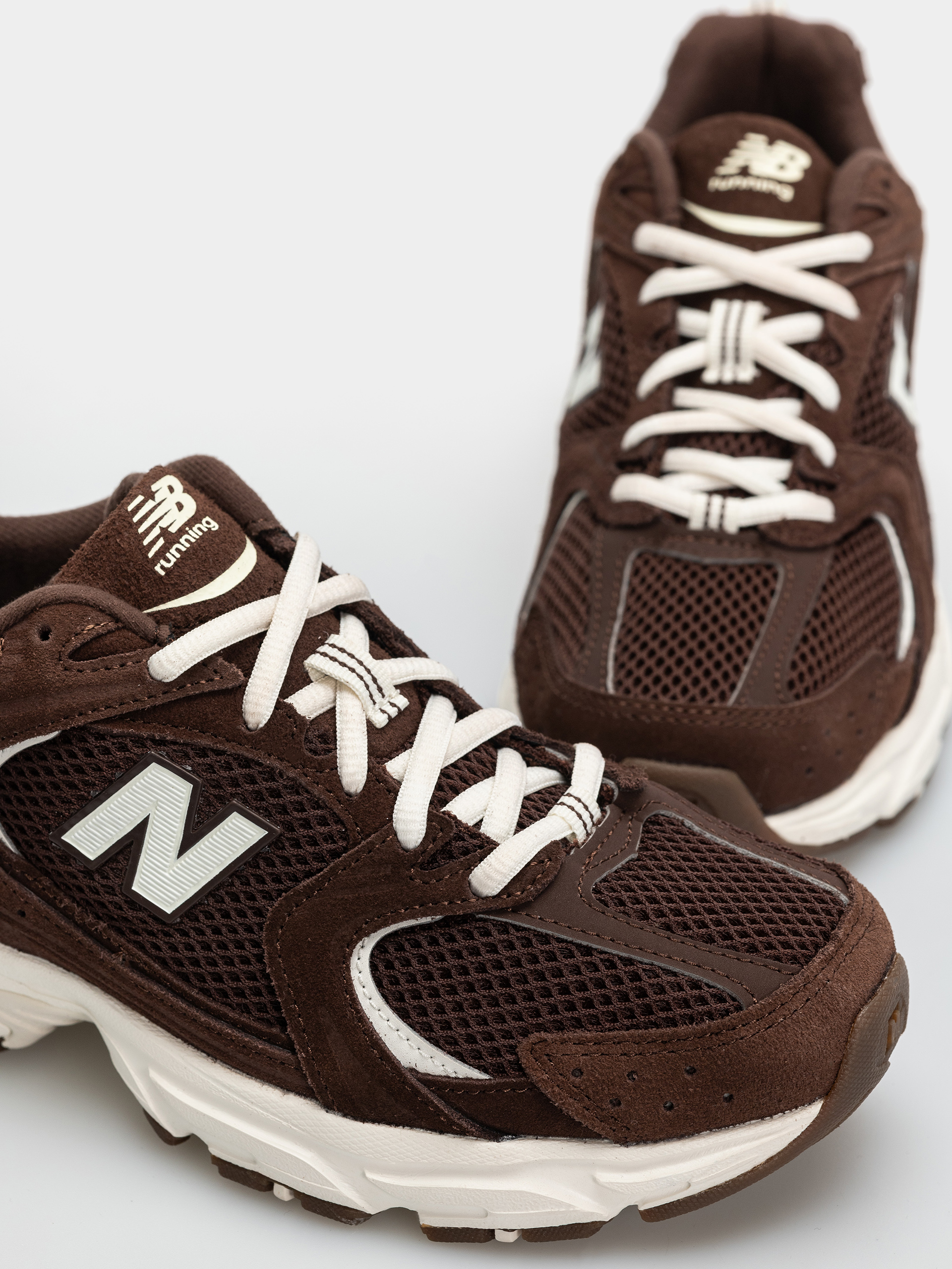 New Balance 530 Cipők (pumpernickel/sea salt)