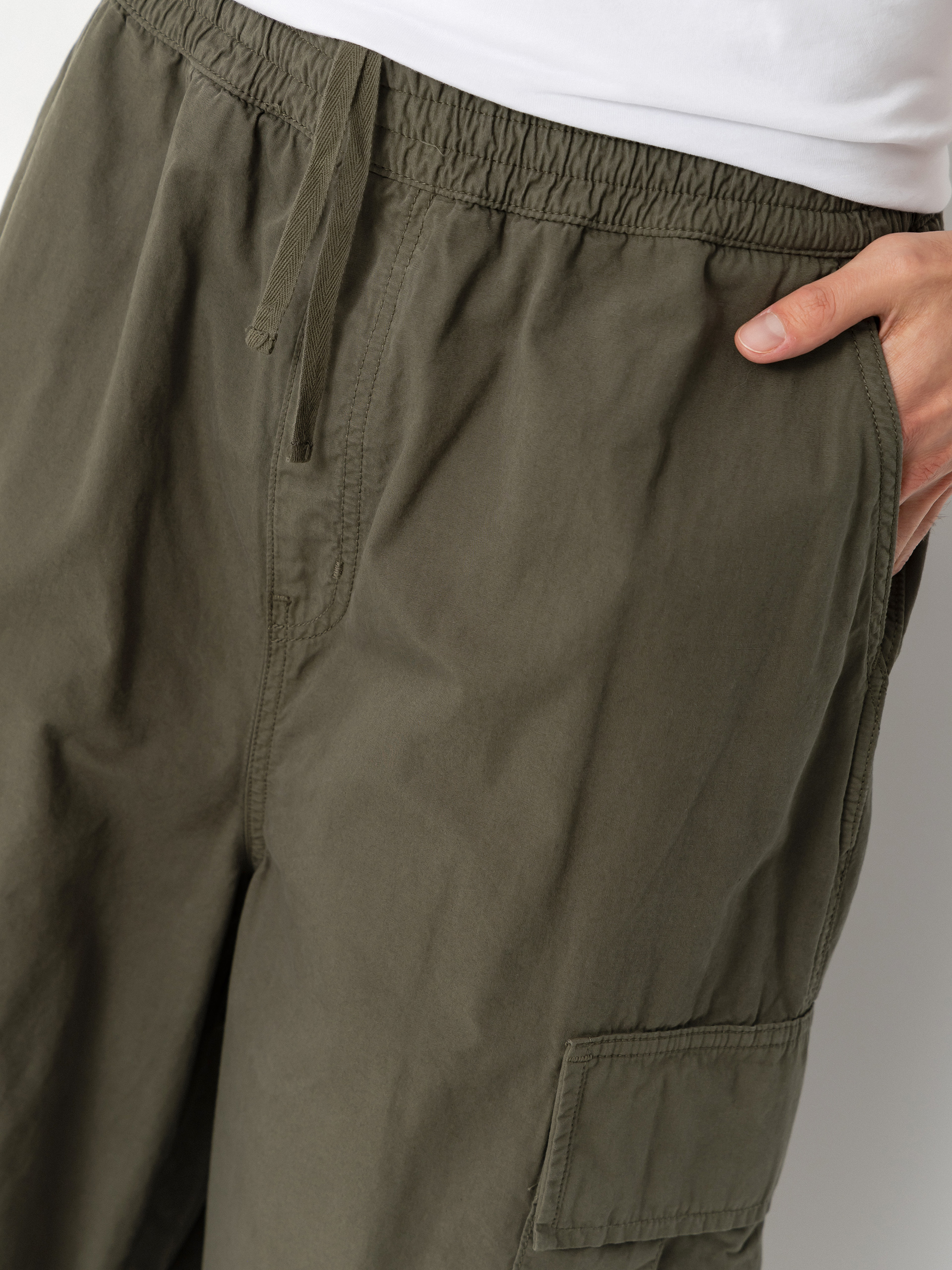 Carhartt WIP Mandler Cargo Kisnadrág (leaf)