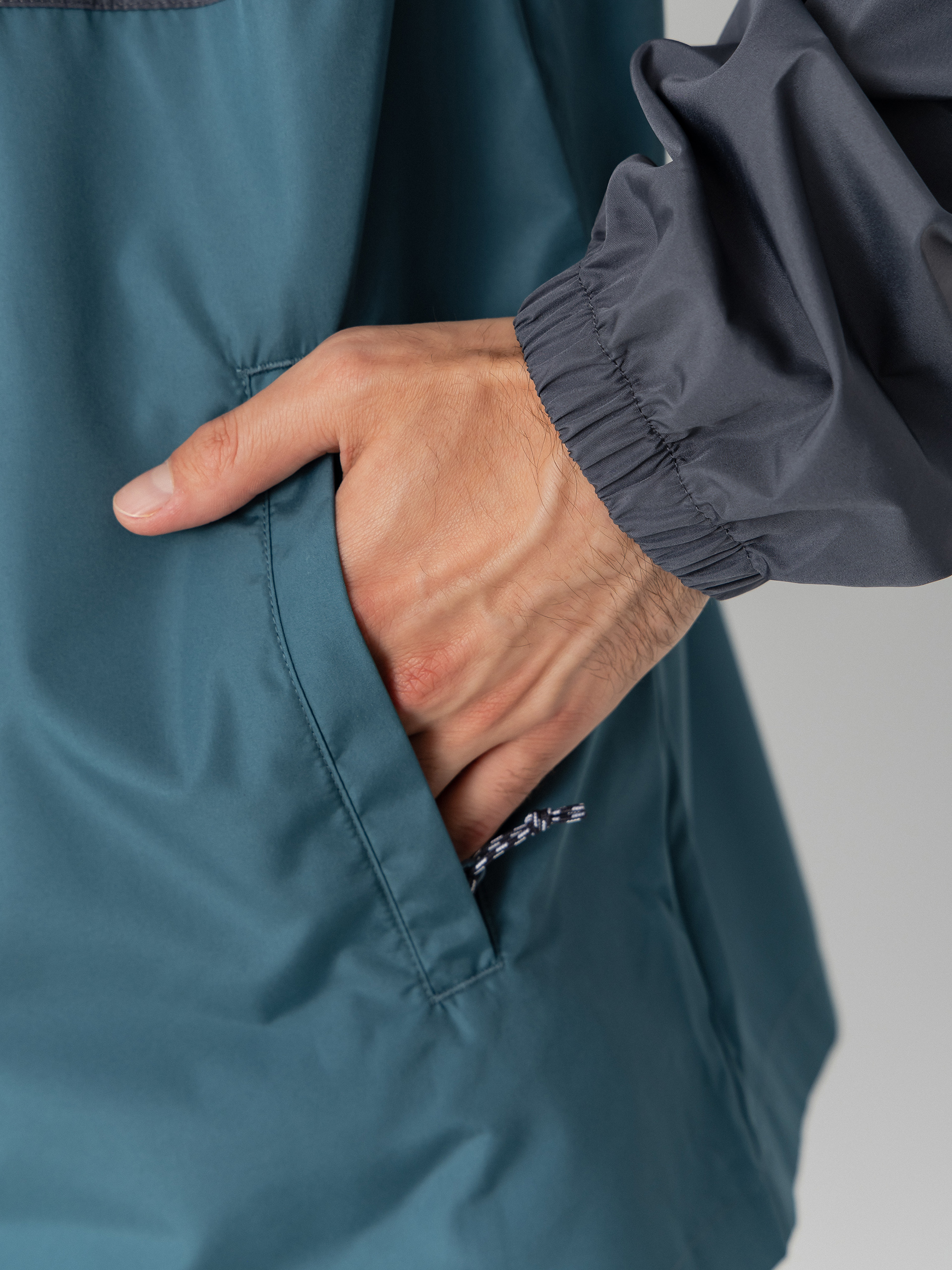 Salty Crew Surface Windbreaker Dzseki (magnet)