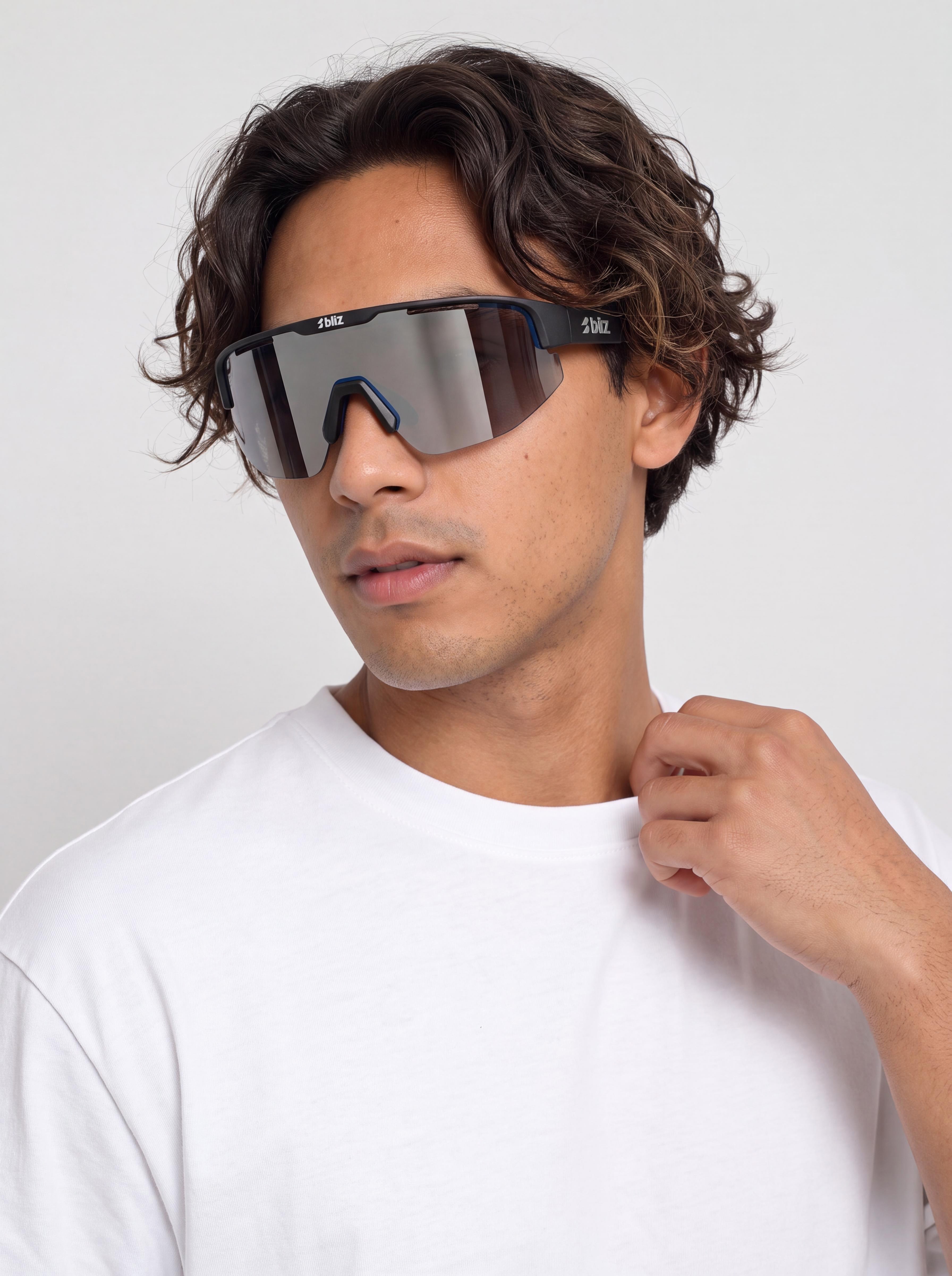 Bliz Matrix Napszemüvegek (matt black/nano optics photochromic brown w blue multi)