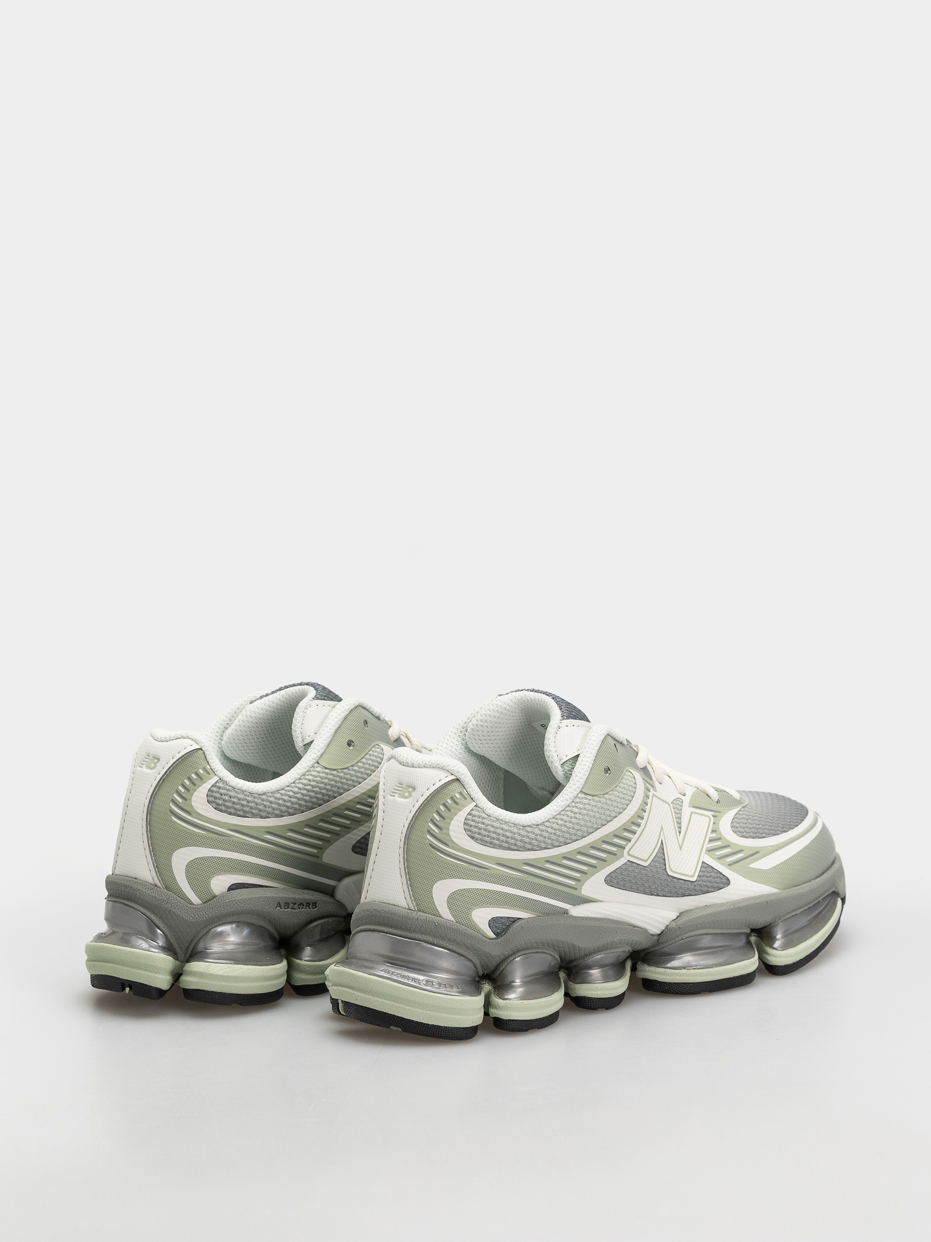 New Balance 2000 Cipők (silver moss/bayberry/sea salt)