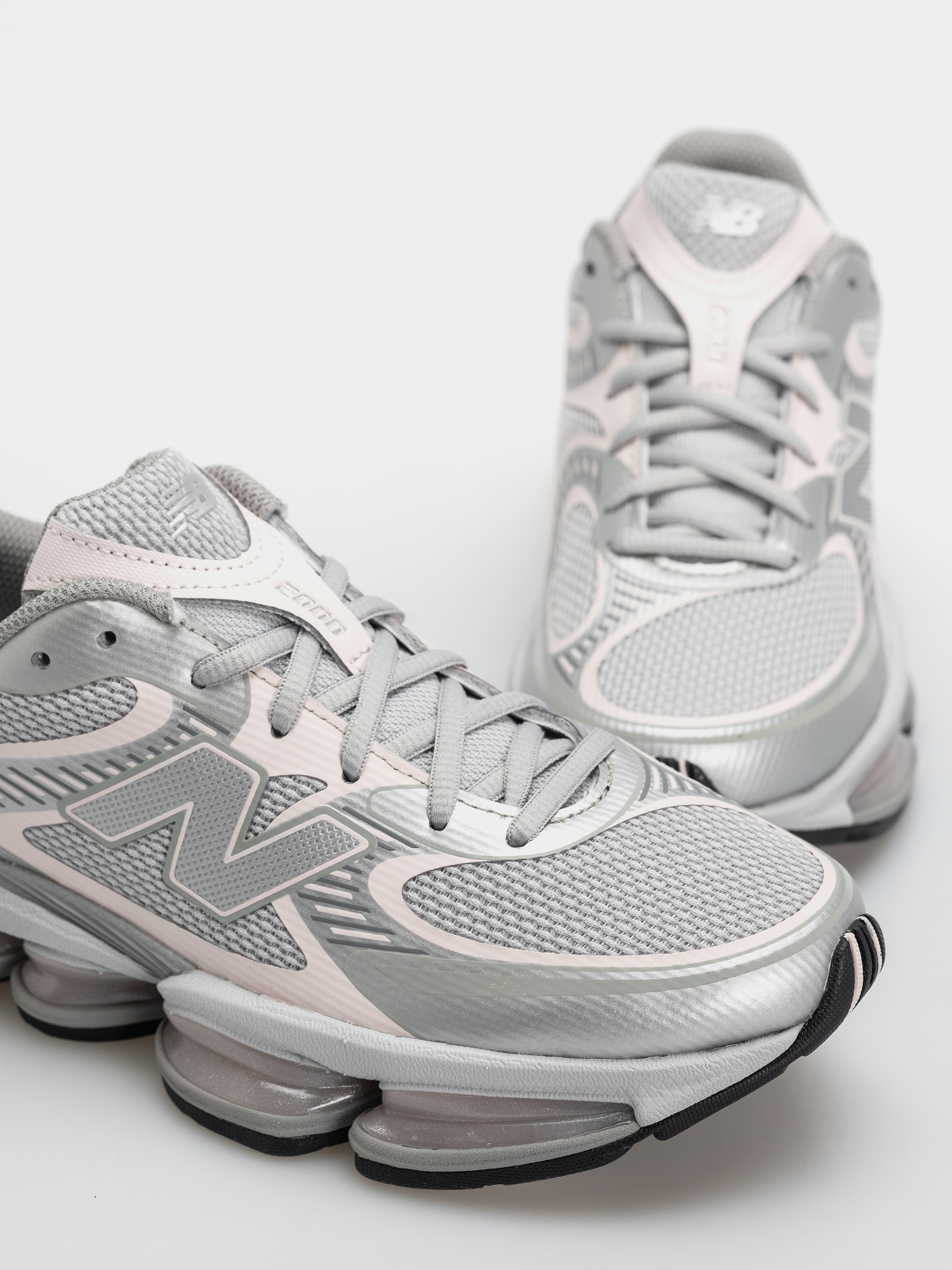 New Balance 2000 Cipők (raincloud/pink granite)
