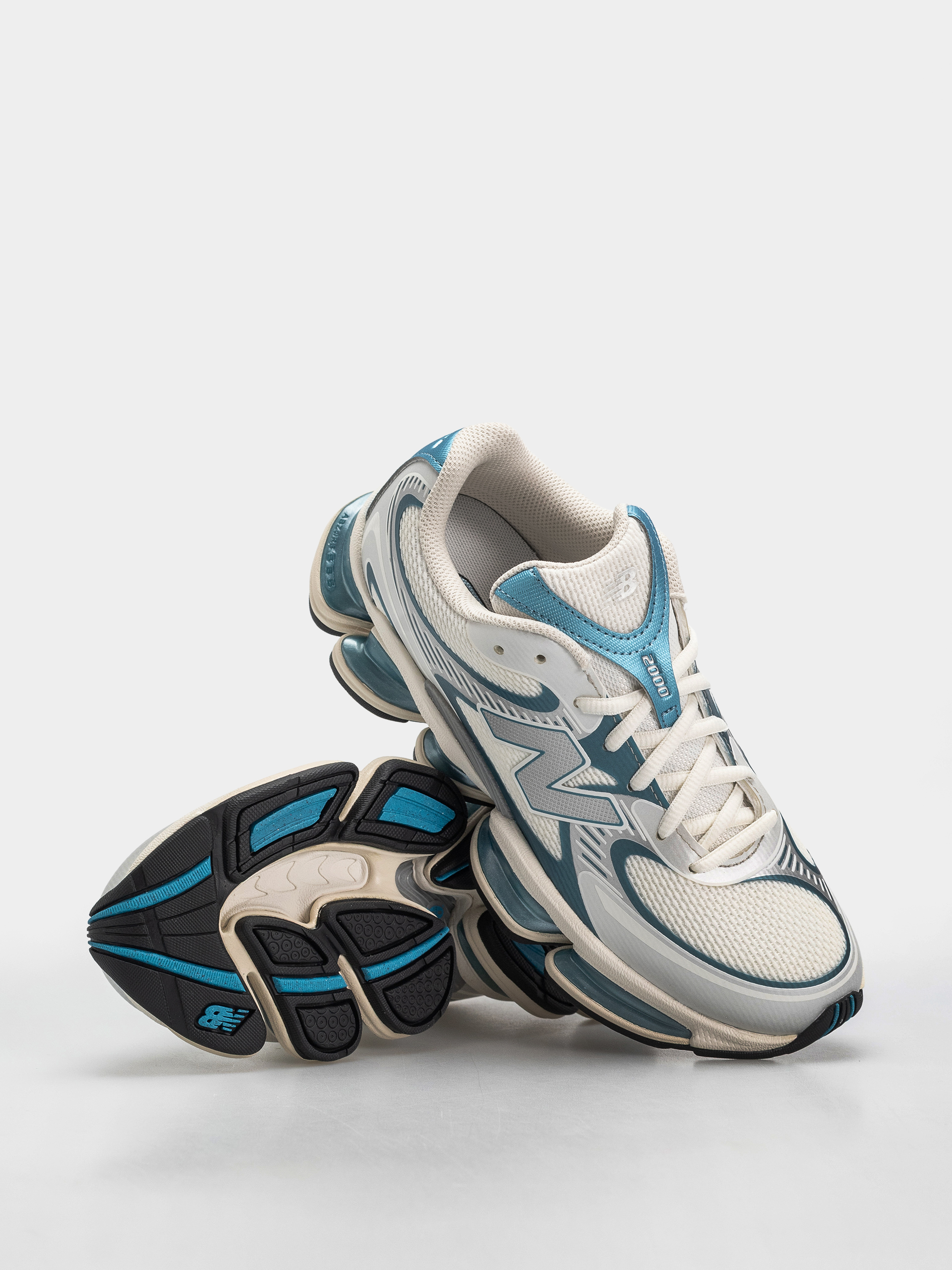 New Balance 2000 Cipők (sea salt/altitude metallic)