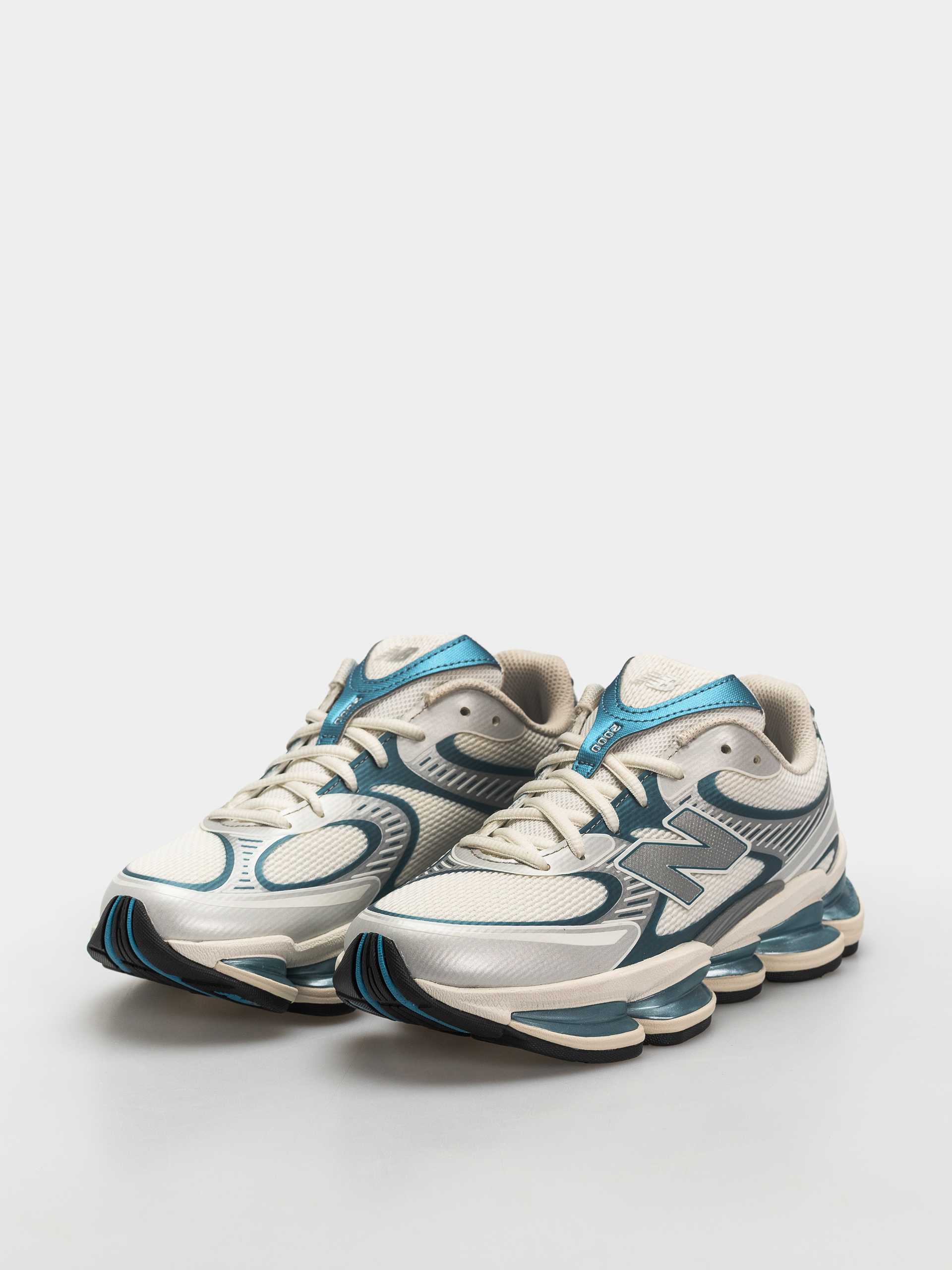 New Balance 2000 Cipők (sea salt/altitude metallic)