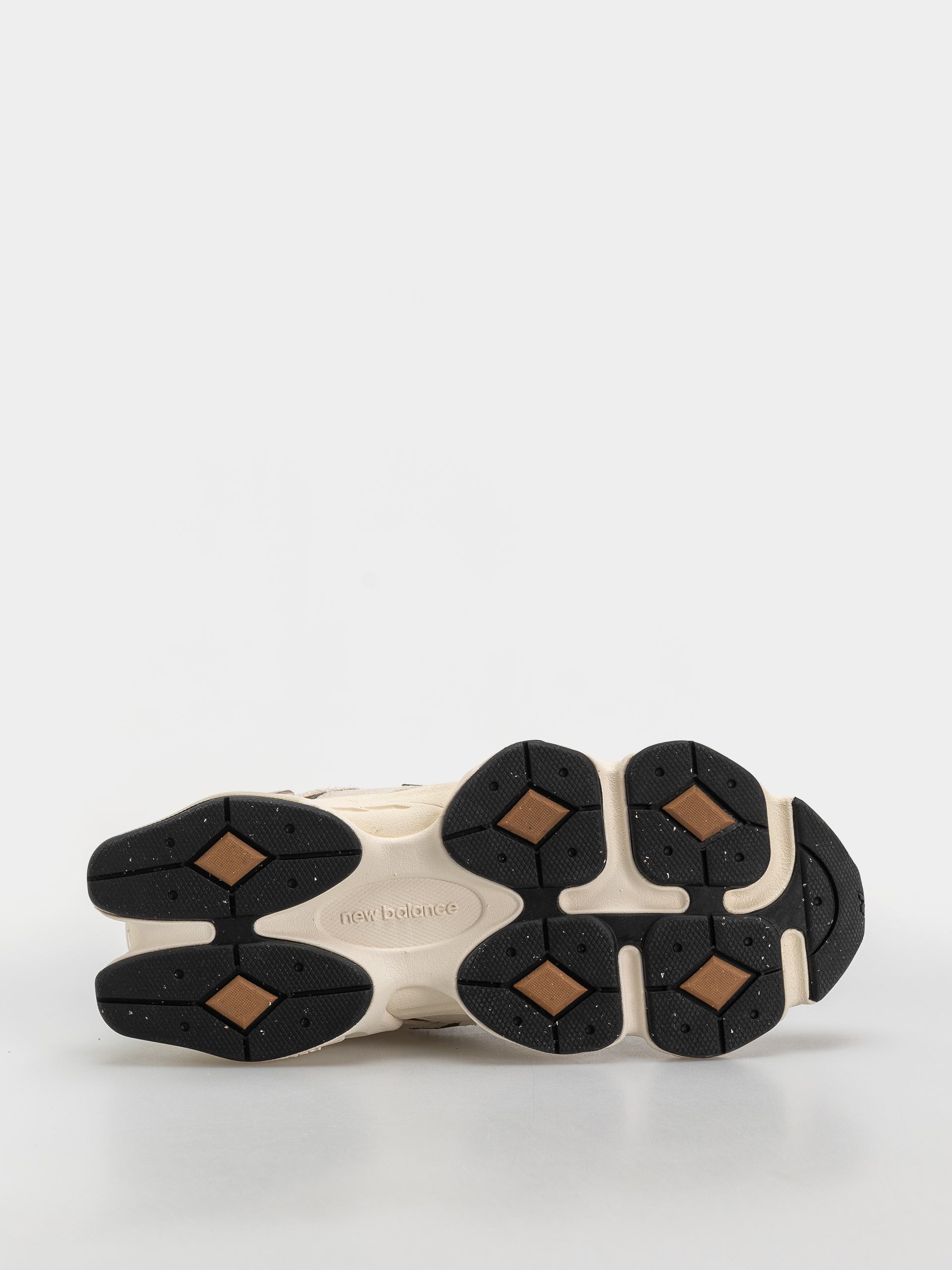 New Balance 9060 Cipők (breakfast tea/angora)