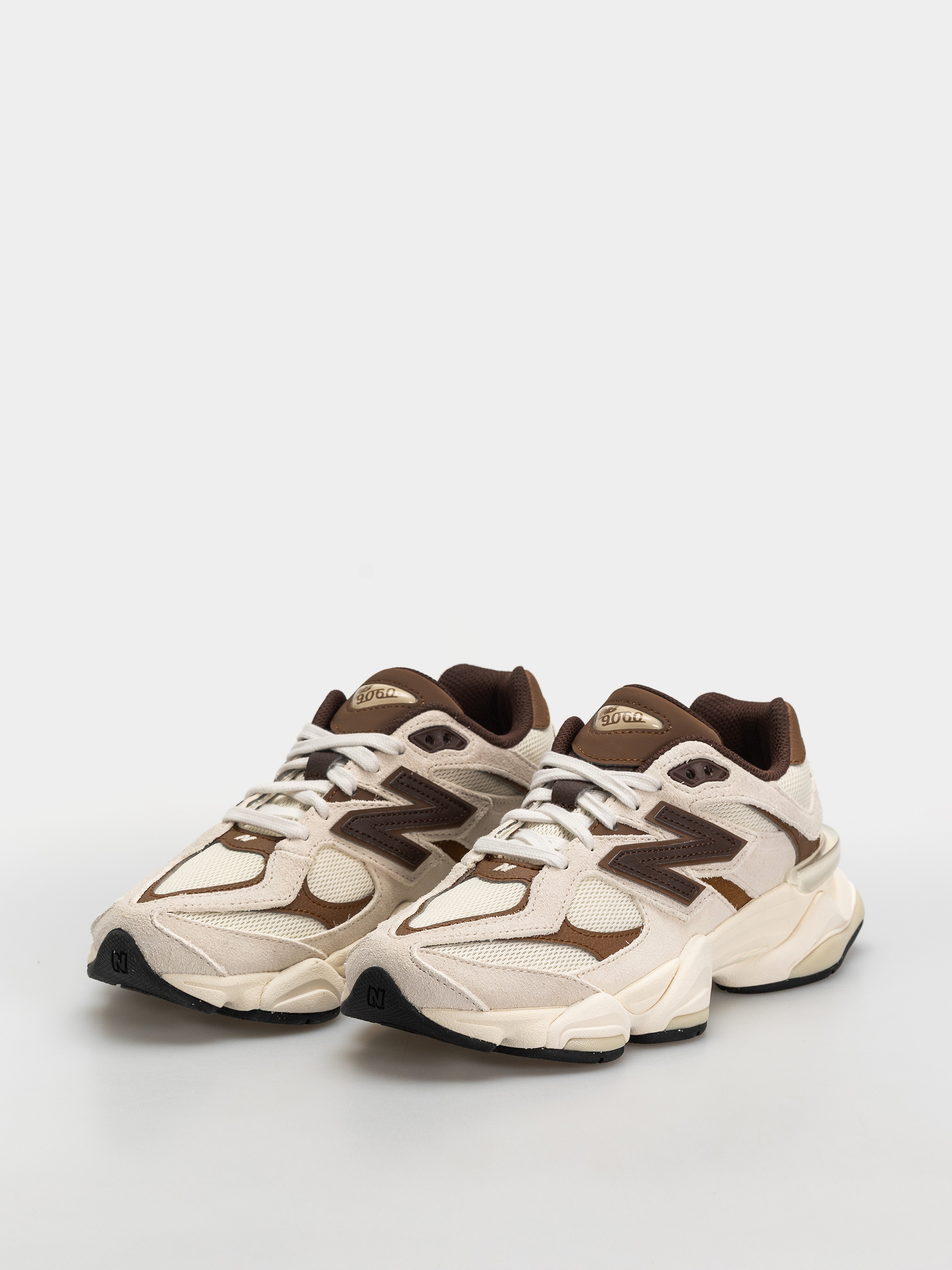 New Balance 9060 Cipők (breakfast tea/angora)