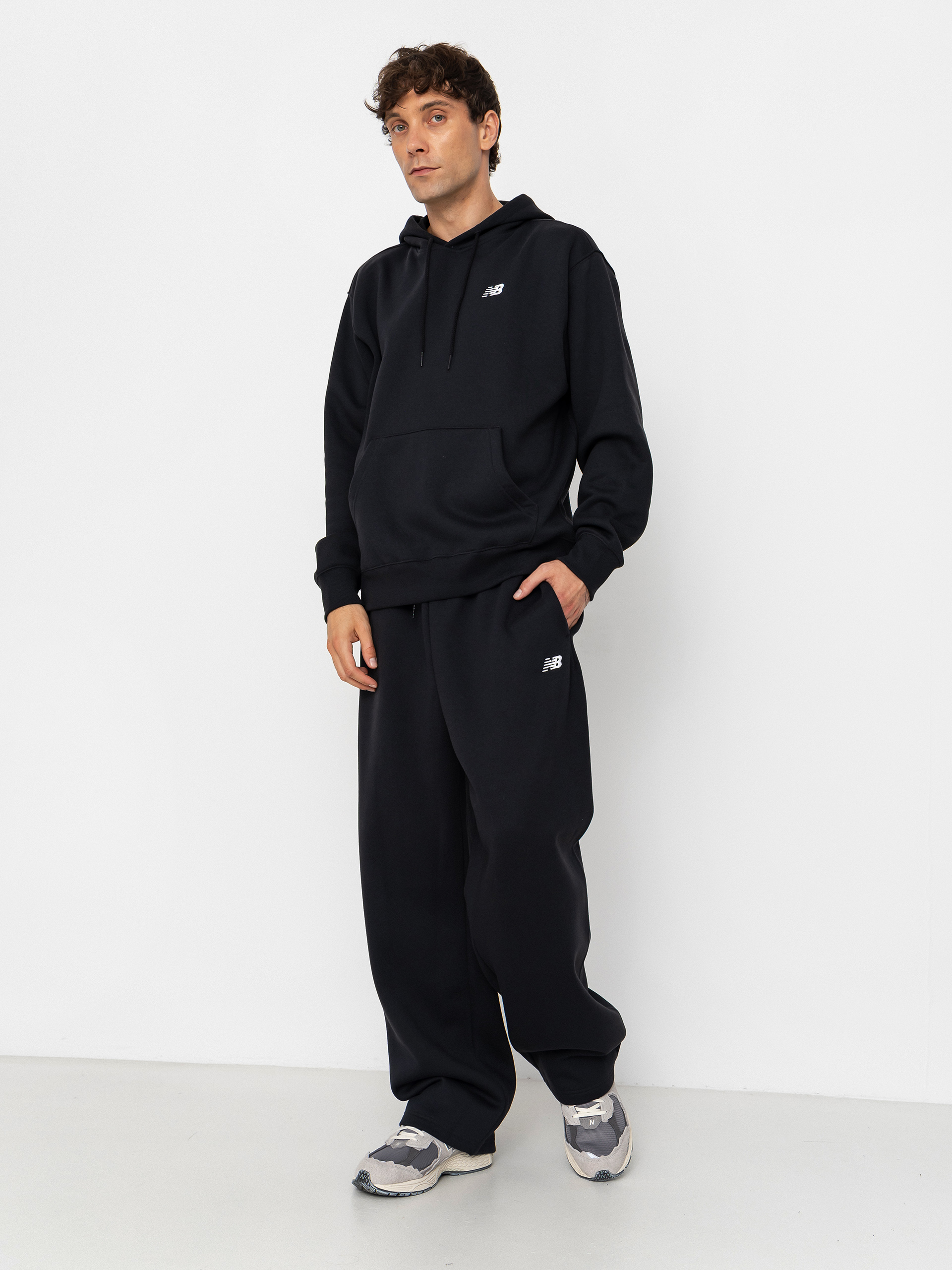 New Balance Sport Essentials Fleece HD Kapucnis pulóver (black)