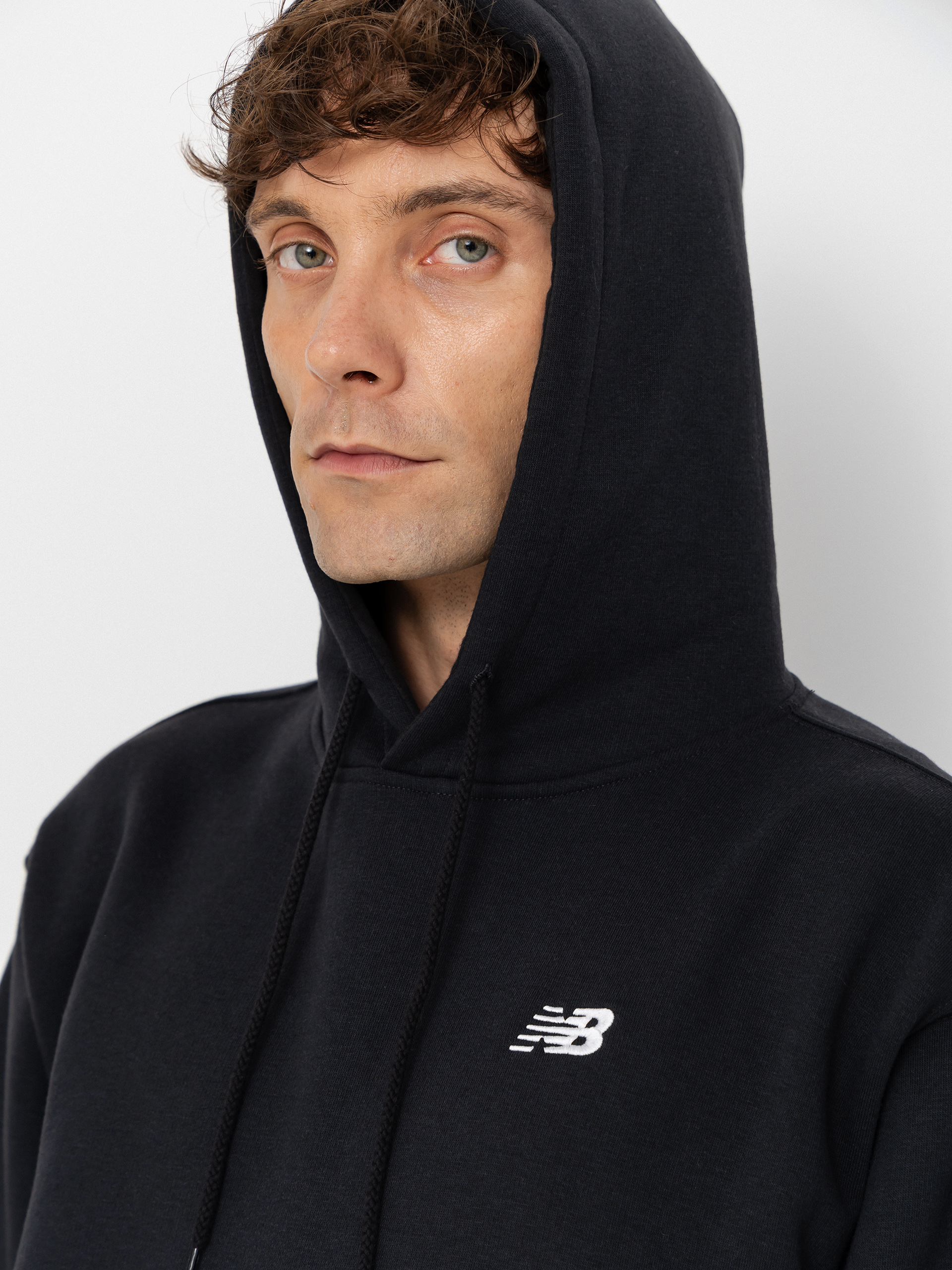 New Balance Sport Essentials Fleece HD Kapucnis pulóver (black)