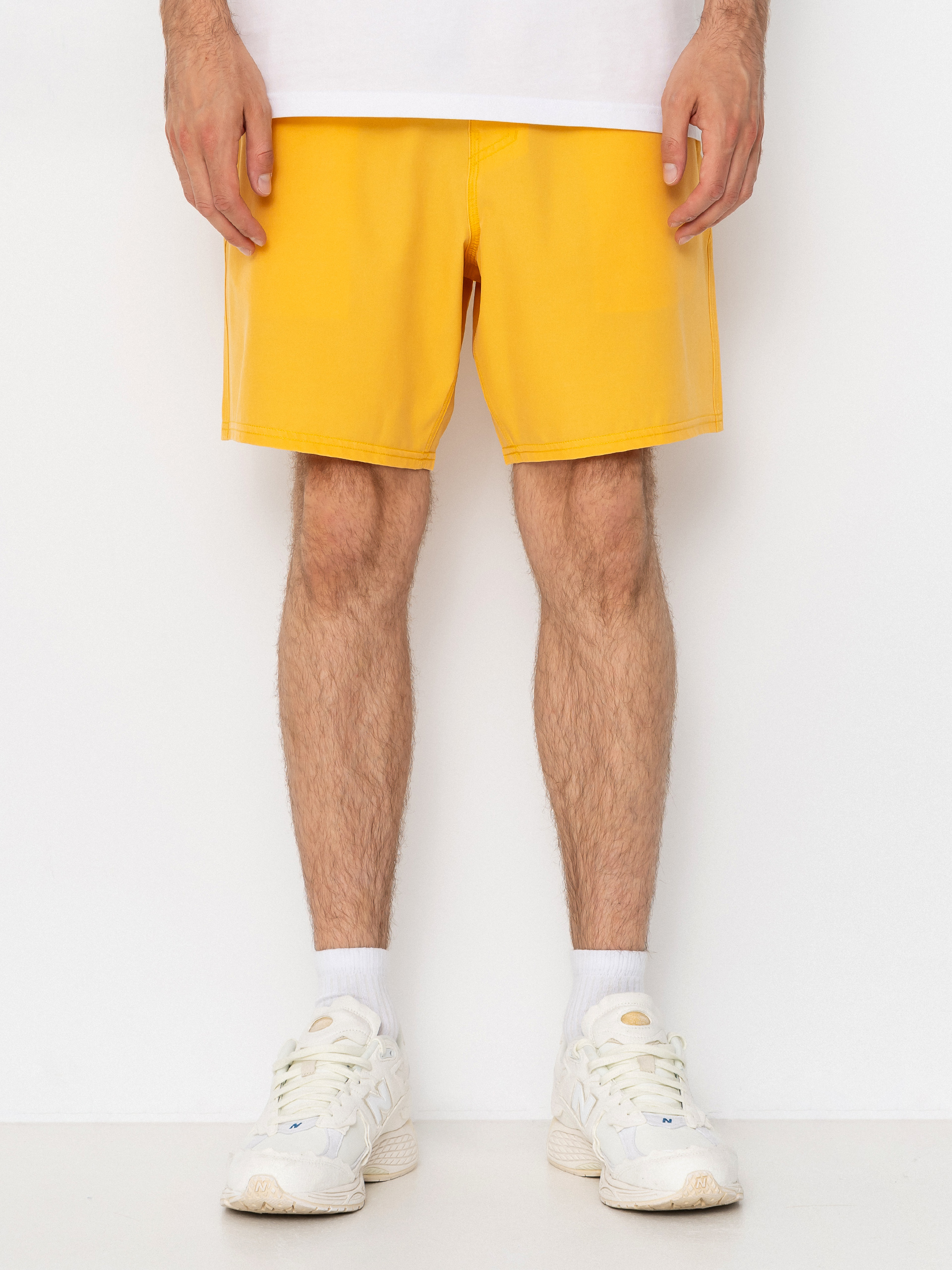 Salty Crew Seadog Volley Boardshort (mineral yellow)
