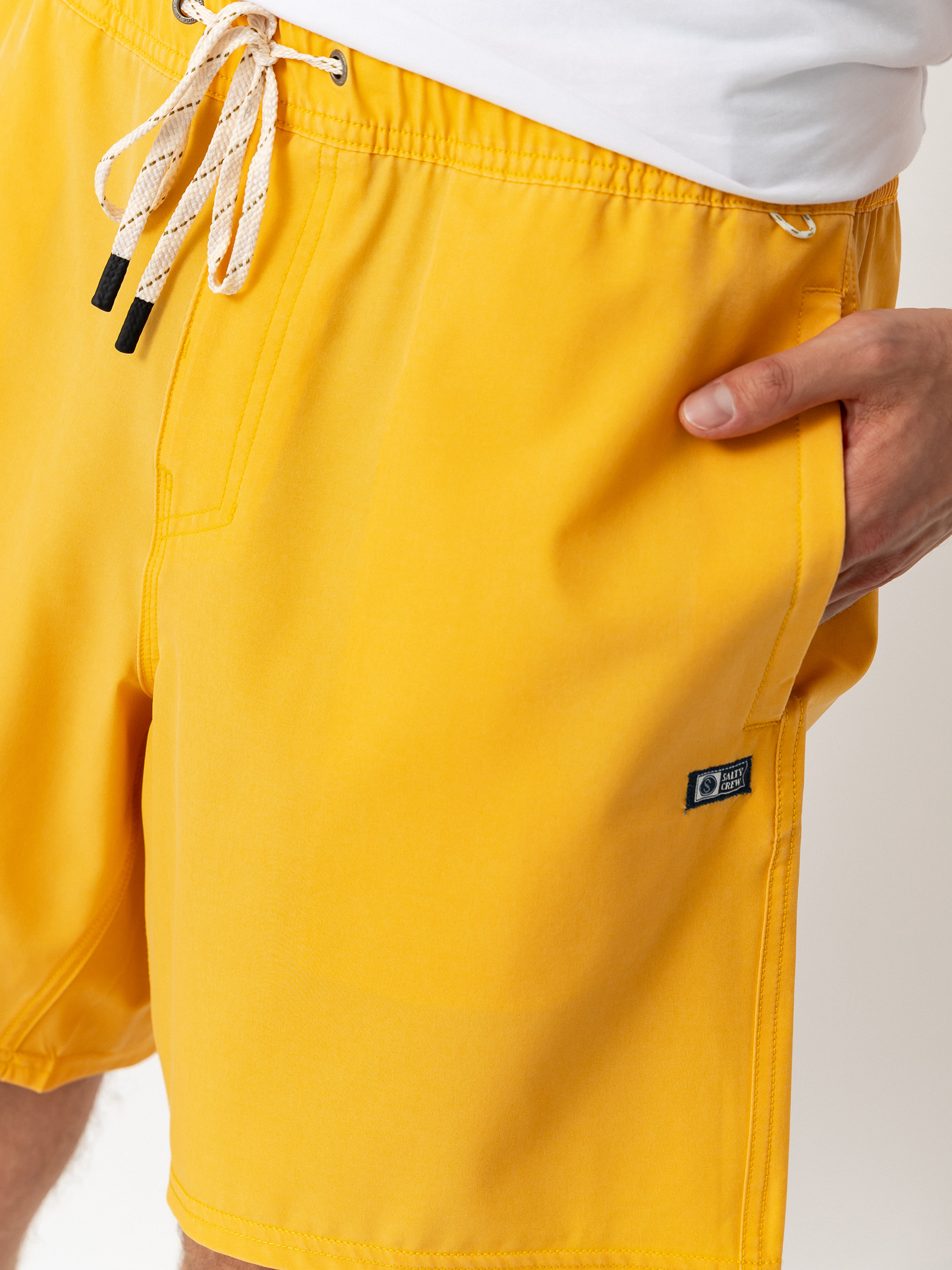 Salty Crew Seadog Volley Boardshort (mineral yellow)