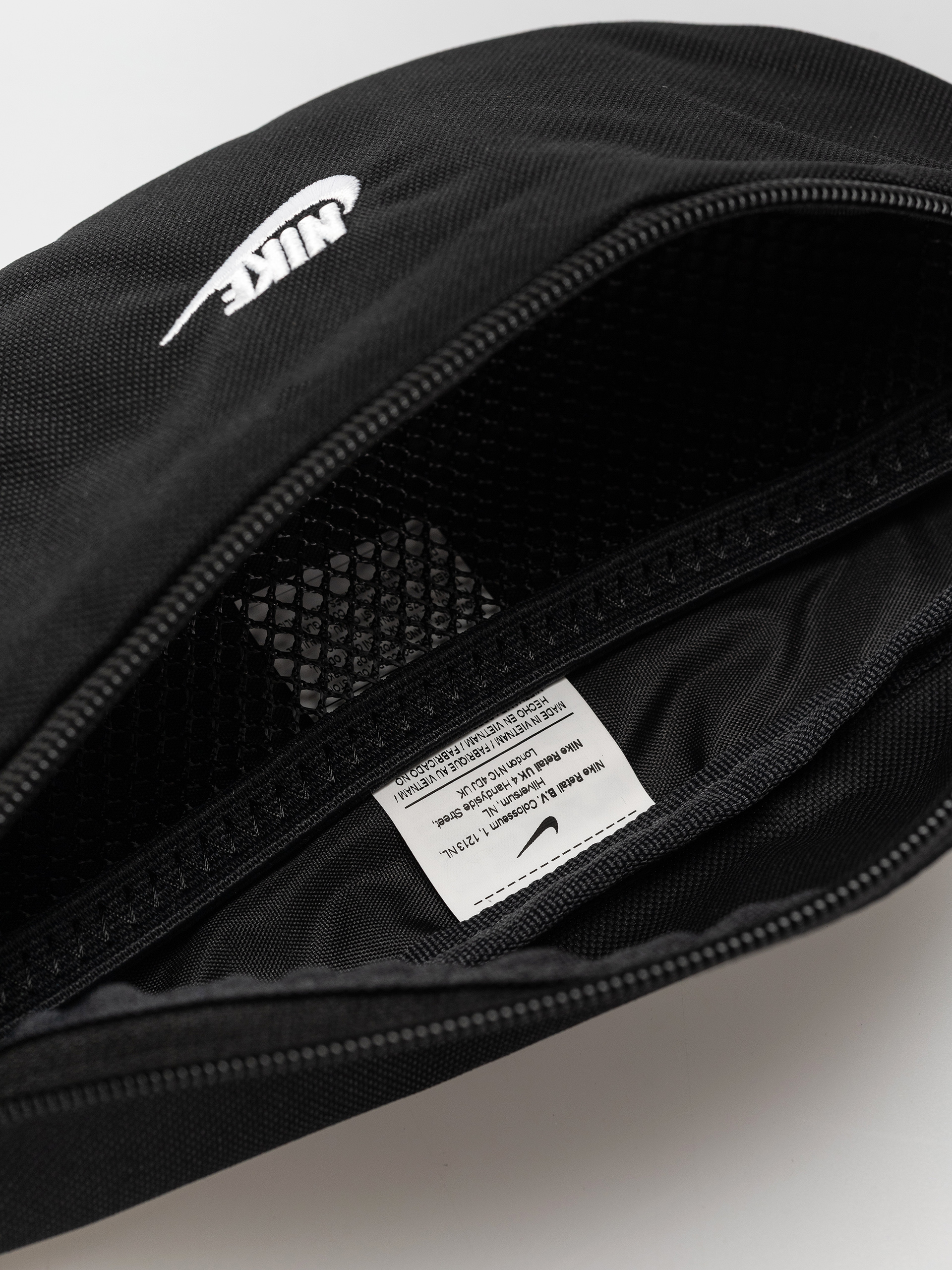 Övtáska Nike SB Heritage 2.0 S (black/black/white)