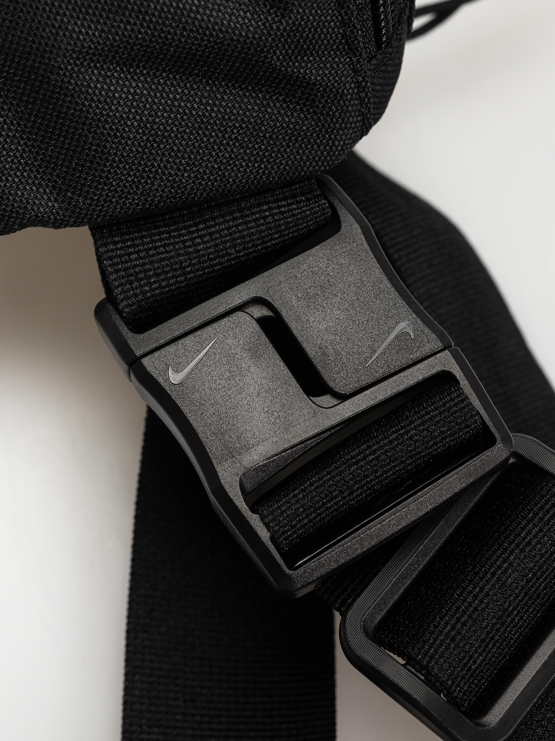 Övtáska Nike SB Heritage 2.0 (black/black/white)