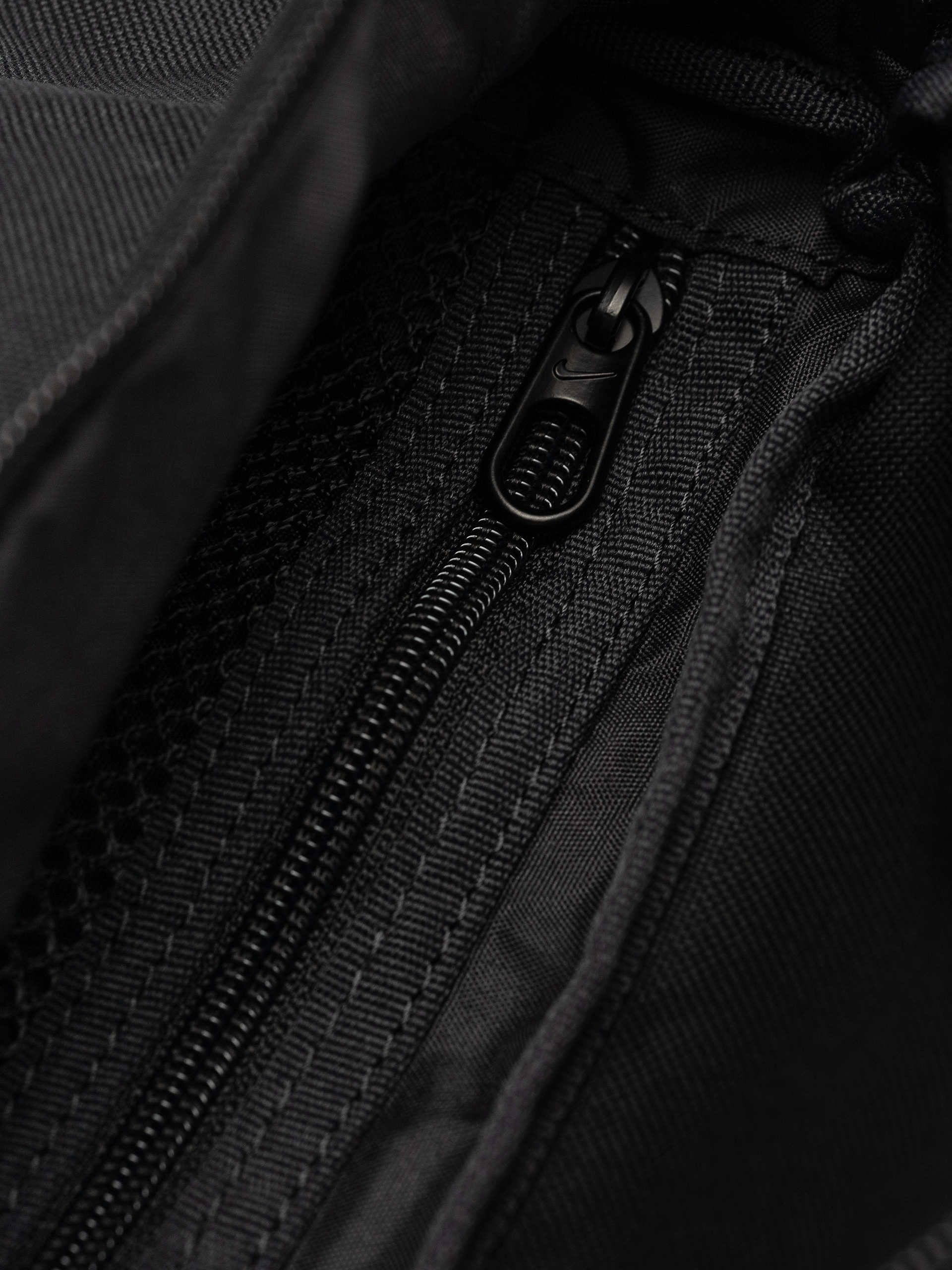 Övtáska Nike SB Heritage 2.0 (black/black/white)